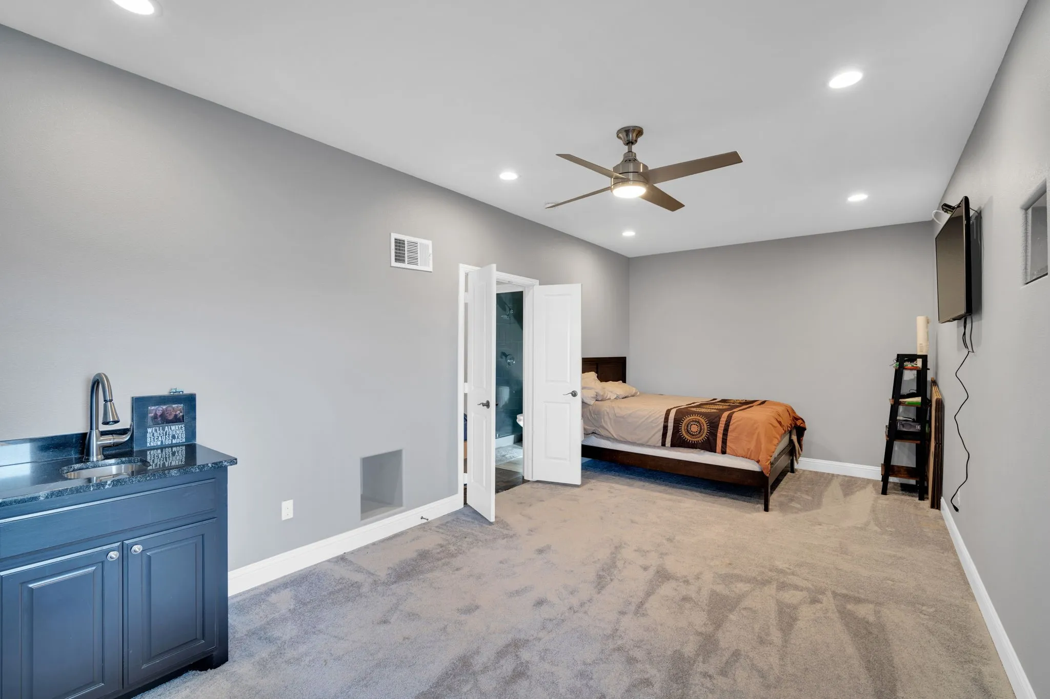 Single Family Residence For Sale in Ellis County , 360 Forreston Road, Waxahachie, Texas 75165, 4 Bedroom, 4 Bathroom, 2 Garage spaces, 2,684 Sqft, built in 2018, Preowned, mls#21193339, Real Estate Agent in Waxahachie, Homes For Sale in Ellis county, Homes For Sale in Waxahachie, Realtor in Waxahachie Texas, Real Estate Brokerage Independent Realty Texas, Luminita Cordes Realtor