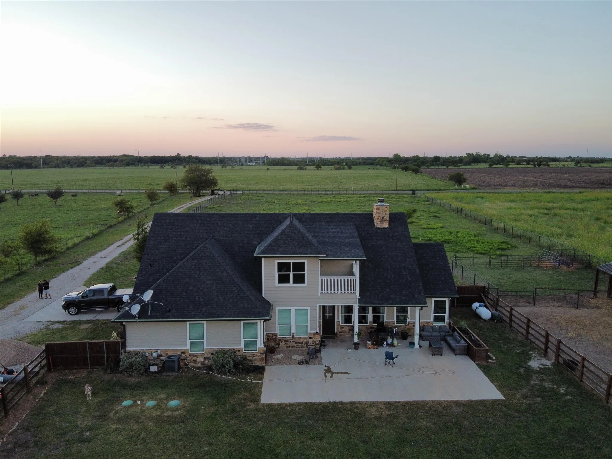 Single Family Residence For Sale in Ellis County , 360 Forreston Road, Waxahachie, Texas 75165, 4 Bedroom, 4 Bathroom, 2 Garage spaces, 2,684 Sqft, built in 2018, Preowned, mls#21193339, Real Estate Agent in Waxahachie, Homes For Sale in Ellis county, Homes For Sale in Waxahachie, Realtor in Waxahachie Texas, Real Estate Brokerage Independent Realty Texas, Luminita Cordes Realtor