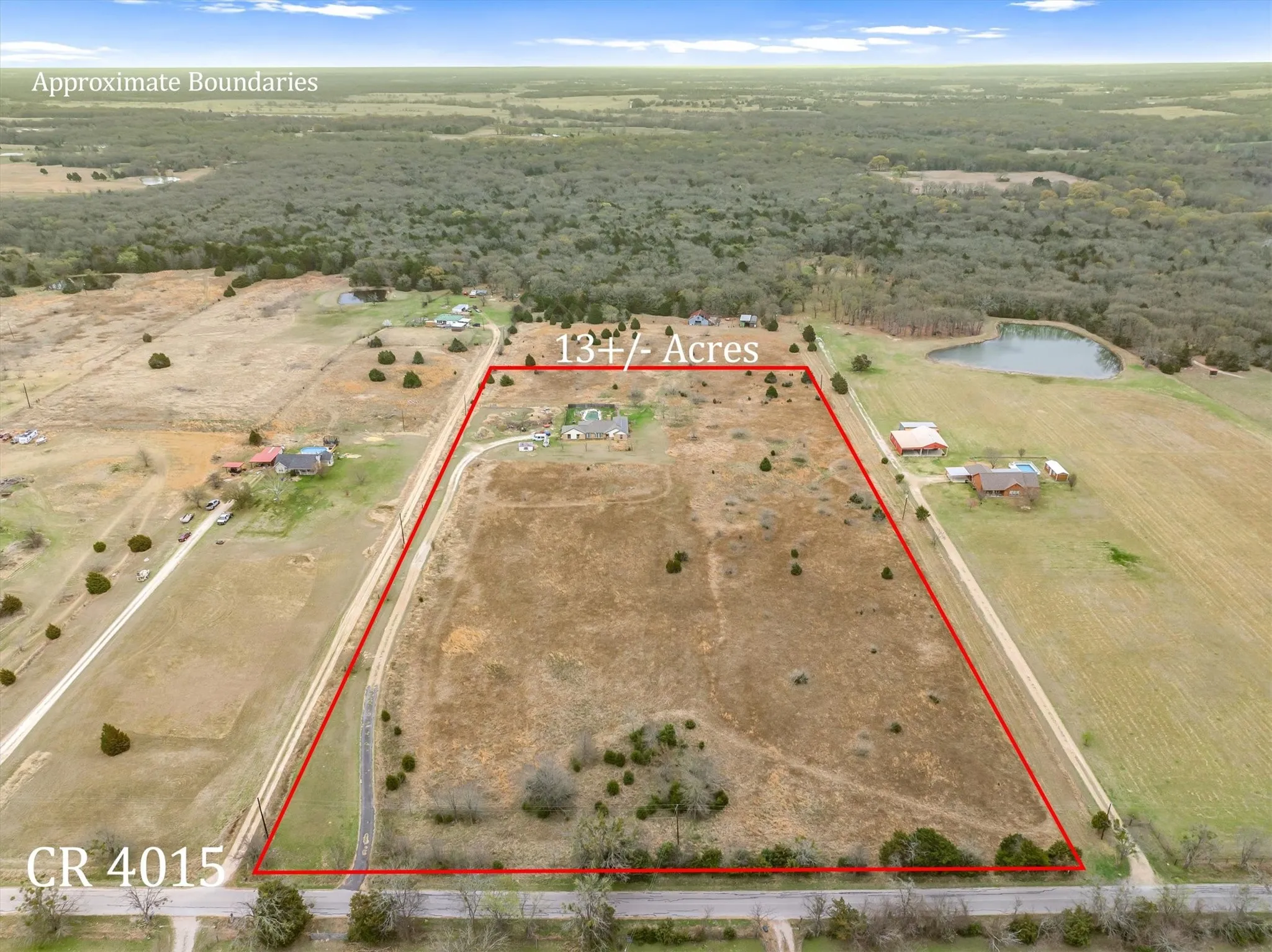 Single Family Residence For Sale in Kaufman County , 14709 County Road 4015, Mabank, Texas 75147, 4 Bedroom, 3 Bathroom, Garage spaces, 2,242 Sqft, built in 1989, Preowned, mls#21196758, Real Estate Agent in Mabank, Homes For Sale in Kaufman county, Homes For Sale in Mabank, Realtor in Mabank Texas, Real Estate Brokerage Independent Realty Texas, Luminita Cordes Realtor