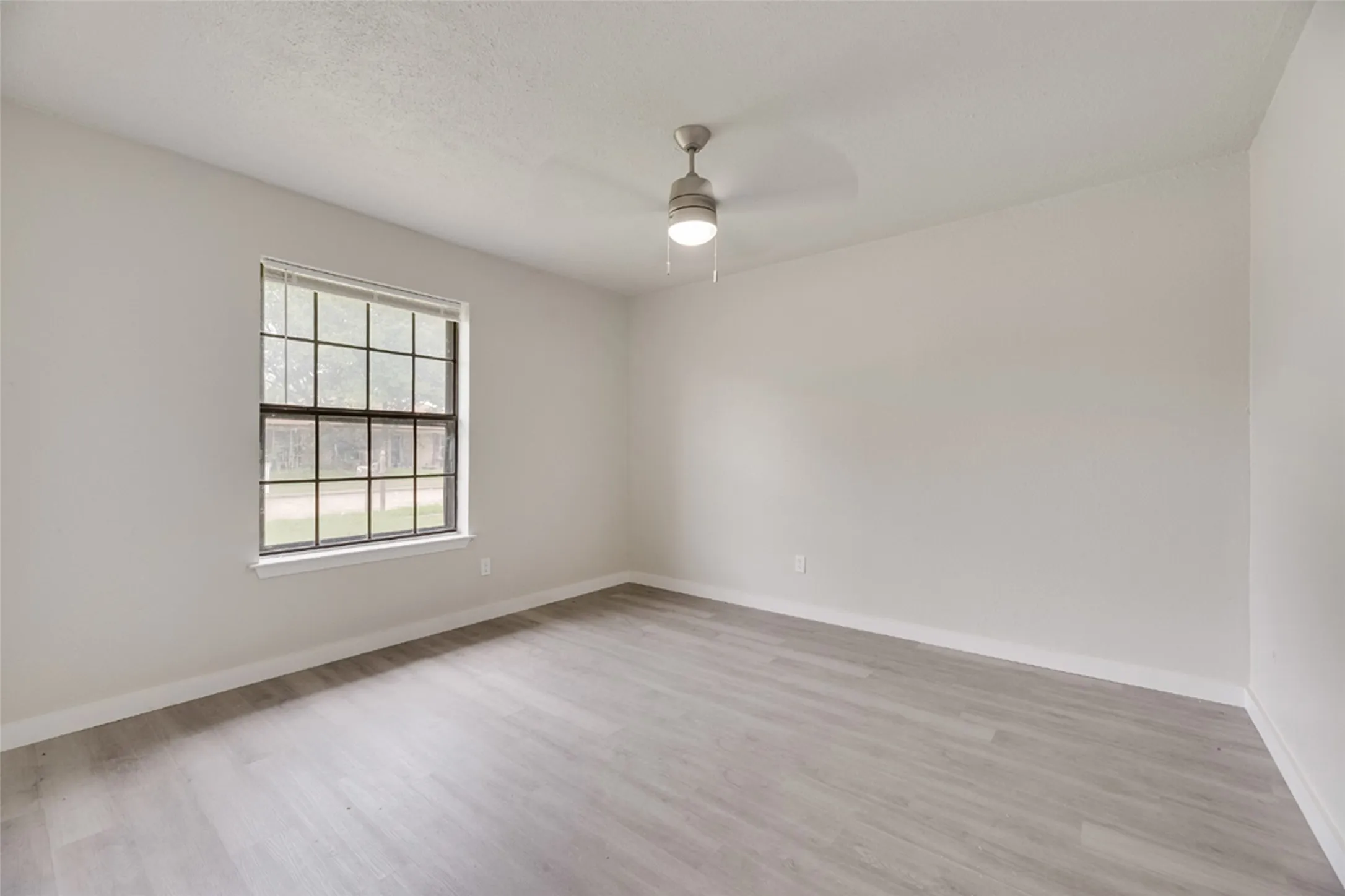 Single Family Residence For Rent in Dallas County , 3705 Osage Drive, Rowlett, Texas 75088, 3 Bedrooms, 2 Bathrooms, 2 Garage spaces, 1,651 Sqft, built in 1977, Price $2,100, mls#21178699, Real Estate Agent in Rowlett, Homes For Rent in Dallas county, Homes For Rent in Rowlett, Realtor in Rowlett Texas, Real Estate Brokerage Independent Realty Texas, Luminita Cordes Realtor
