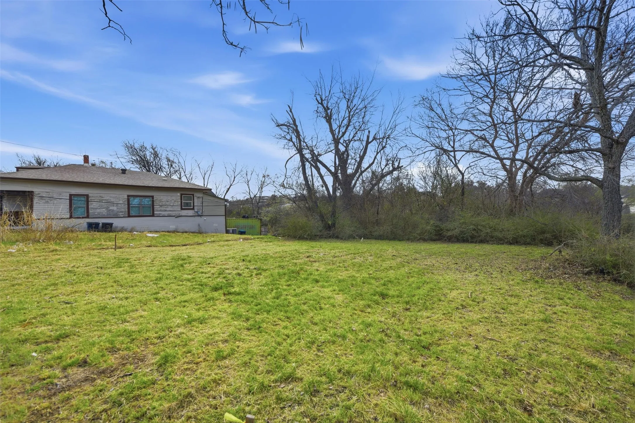 Retail For Sale in Tarrant County , 1060 E Oleander Street, Fort Worth, Texas 76104, 0, 0, Garage spaces, 0 Sqft, built in 0, mls#21200002, Real Estate Agent in Fort Worth, Homes For Sale in Tarrant county, Homes For Sale in Fort Worth, Realtor in Fort Worth Texas, Real Estate Brokerage Independent Realty Texas, Luminita Cordes Realtor