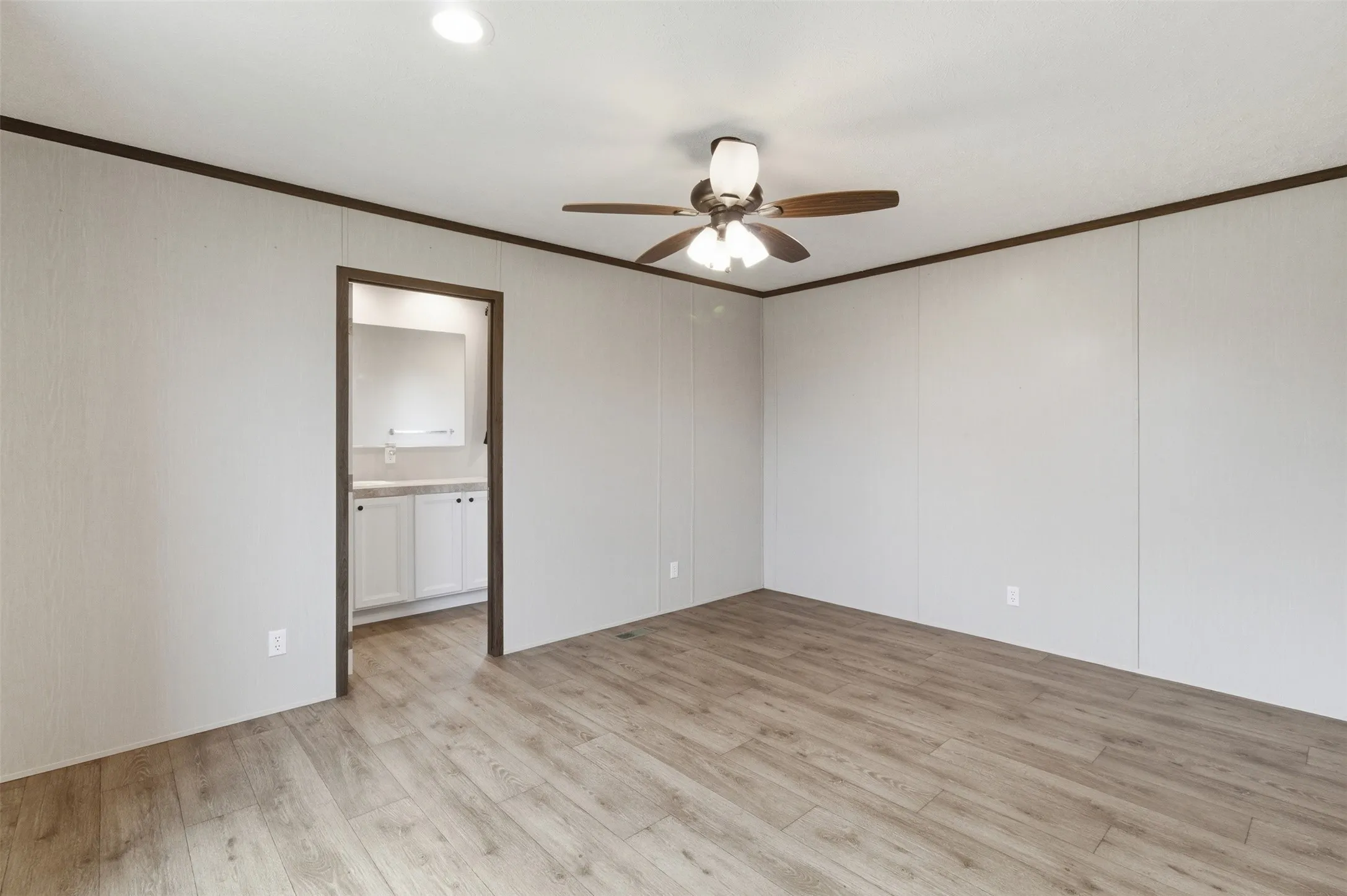 Mobile Home For Sale in Collin County , 2511 Greenfield, Princeton, Texas 75407, 3 Bedroom, 2 Bathroom, Garage spaces, 1,056 Sqft, built in 2023, mls#21200007, Real Estate Agent in Princeton, Homes For Sale in Collin county, Homes For Sale in Princeton, Realtor in Princeton Texas, Real Estate Brokerage Independent Realty Texas, Luminita Cordes Realtor