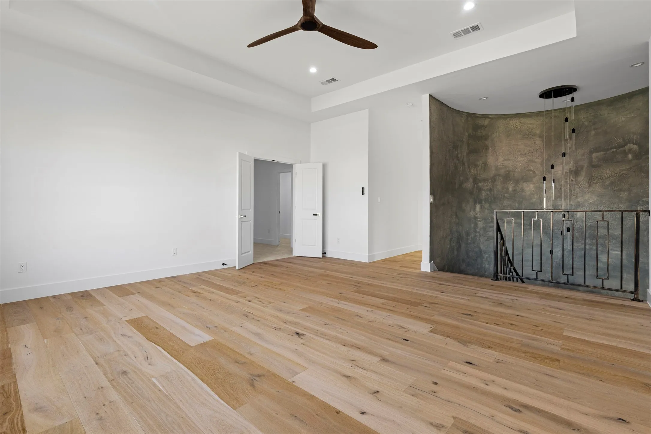 Single Family Residence For Sale in Rockwall County , 1022 Bow Street, Rockwall, Texas 75087, 4 Bedroom, 4 Bathroom, 2 Garage spaces, 3,859 Sqft, built in 2024, New Construction - Complete, mls#21194374, Real Estate Agent in Rockwall, Homes For Sale in Rockwall county, Homes For Sale in Rockwall, Realtor in Rockwall Texas, Real Estate Brokerage Independent Realty Texas, Luminita Cordes Realtor