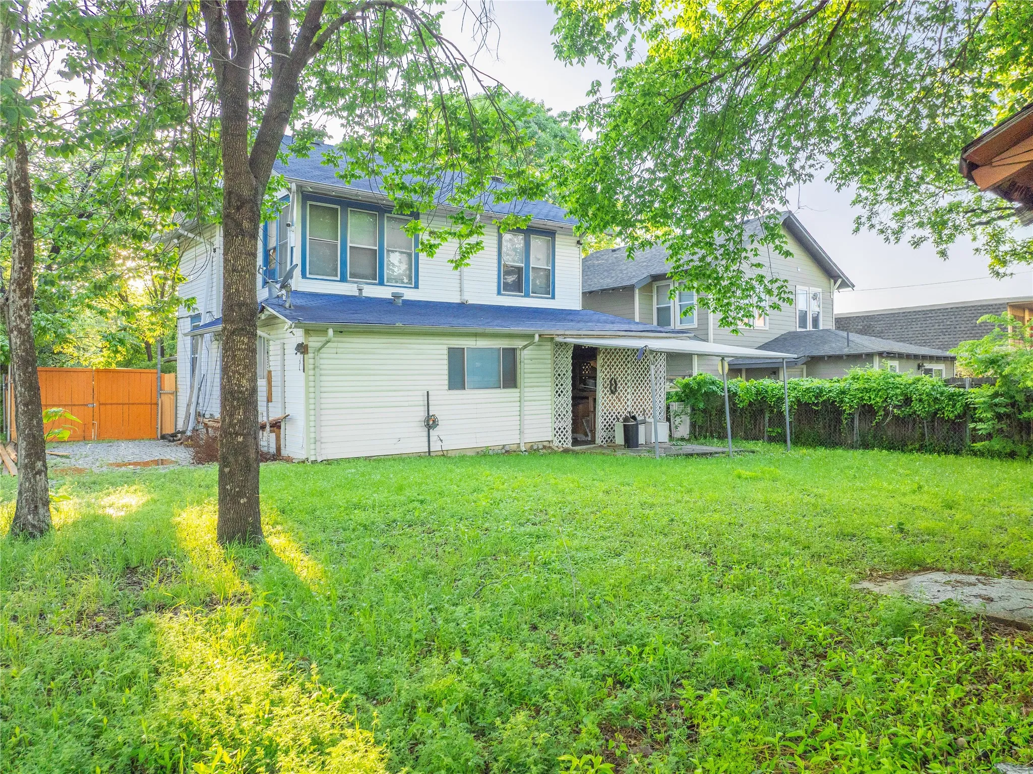 Unimproved Land For Sale in Dallas County , 820 Elsbeth Street, Dallas, Texas 75208, 0, 0, Garage spaces, 0 Sqft, built in 0, Price $325,000, mls#21198618, Real Estate Agent in Dallas, Homes For Sale in Dallas county, Homes For Sale in Dallas, Realtor in Dallas Texas, Real Estate Brokerage Independent Realty Texas, Luminita Cordes Realtor