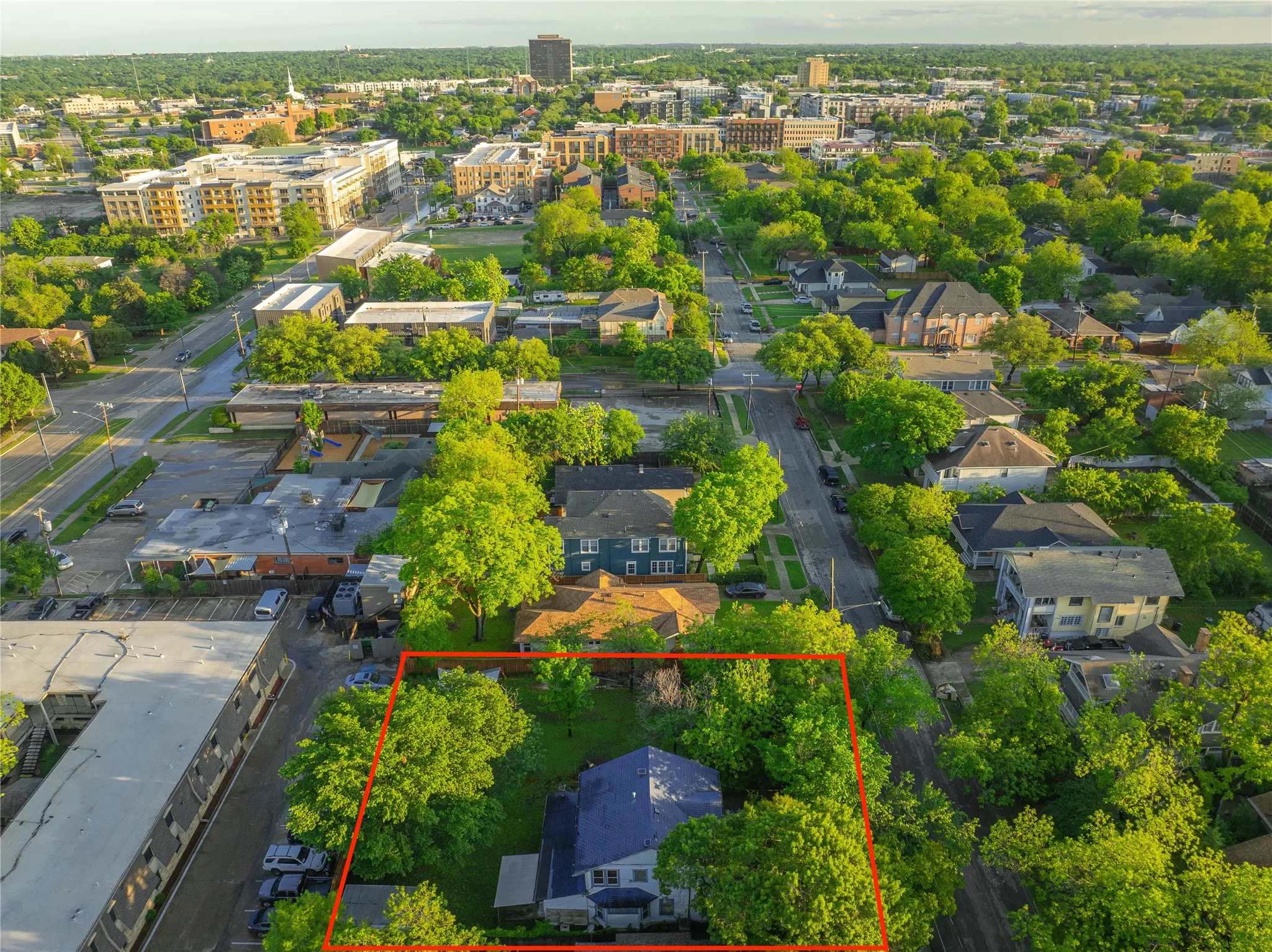 Unimproved Land For Sale in Dallas County , 820 Elsbeth Street, Dallas, Texas 75208, 0, 0, Garage spaces, 0 Sqft, built in 0, Price $325,000, mls#21198618, Real Estate Agent in Dallas, Homes For Sale in Dallas county, Homes For Sale in Dallas, Realtor in Dallas Texas, Real Estate Brokerage Independent Realty Texas, Luminita Cordes Realtor