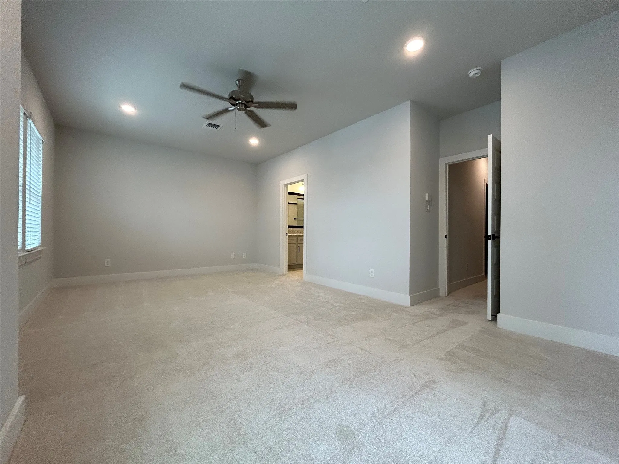 Single Family Residence For Rent in Tarrant County , 564 Mission Trail B4, Arlington, Texas 76010, 4 Bedrooms, 3 Bathrooms, 2 Garage spaces, 1,900 Sqft, built in 2025, Price $2,848, mls#21200095, Real Estate Agent in Arlington, Homes For Rent in Tarrant county, Homes For Rent in Arlington, Realtor in Arlington Texas, Real Estate Brokerage Independent Realty Texas, Luminita Cordes Realtor
