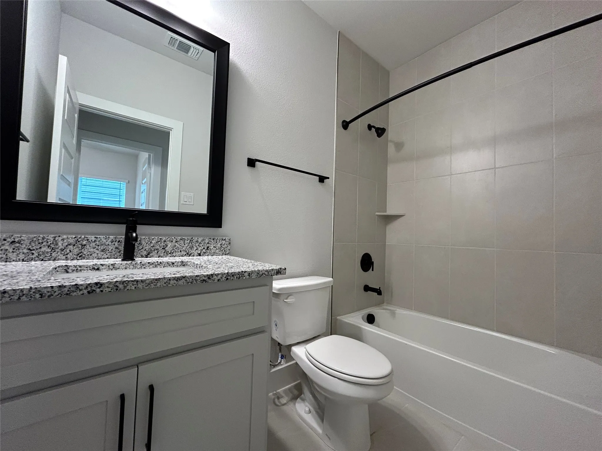 Single Family Residence For Rent in Tarrant County , 507 Mission Trail B3A, Arlington, Texas 76010, 3 Bedroom, 3 Bathroom, 2 Garage spaces, 1,711 Sqft, built in 2025, New Construction - Complete, mls#21200098, Real Estate Agent in Arlington, Homes For Rent in Tarrant county, Homes For Rent in Arlington, Realtor in Arlington Texas, Real Estate Brokerage Independent Realty Texas, Luminita Cordes Realtor