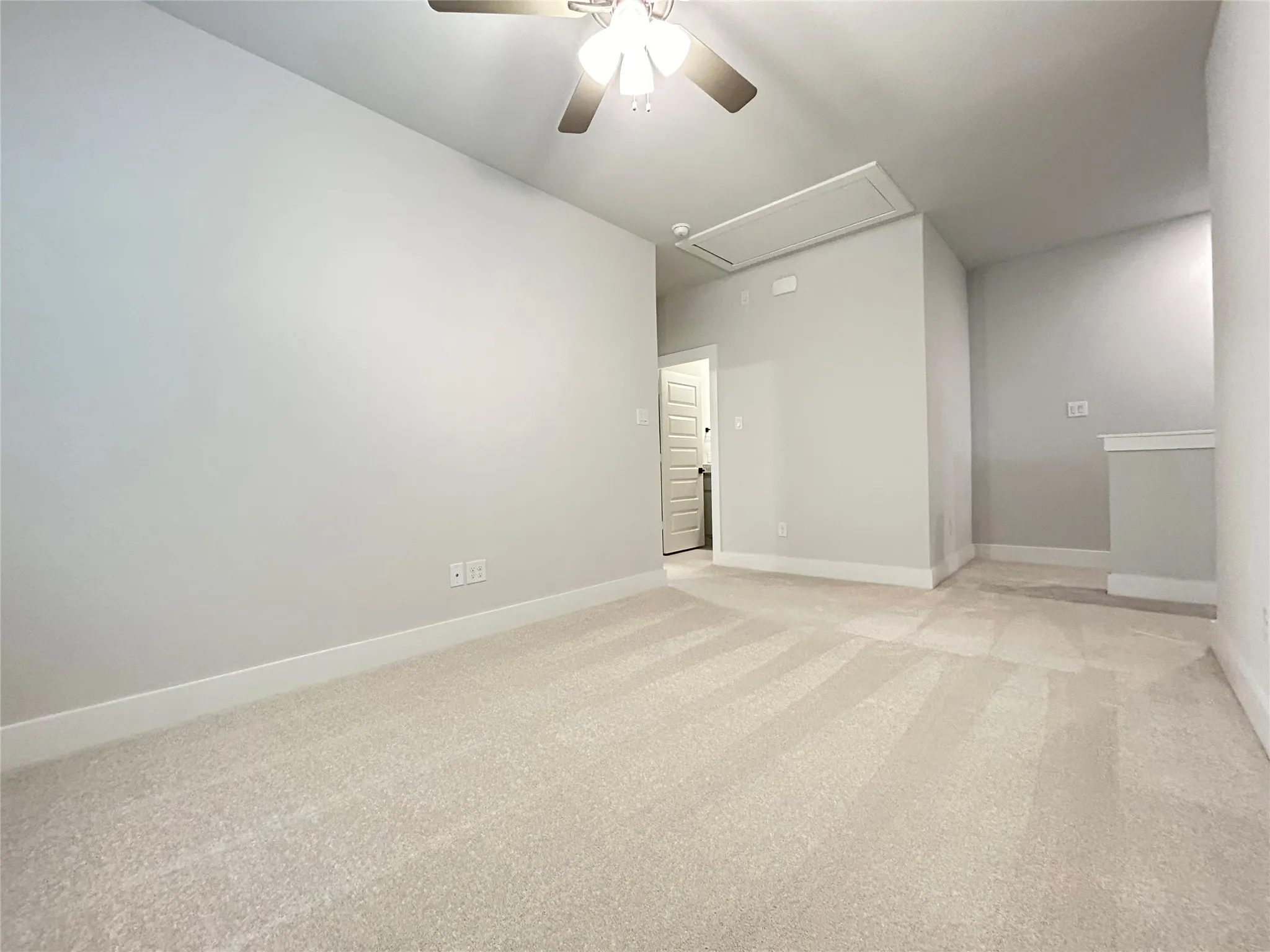 Single Family Residence For Rent in Tarrant County , 507 Mission Trail B3A, Arlington, Texas 76010, 3 Bedroom, 3 Bathroom, 2 Garage spaces, 1,711 Sqft, built in 2025, New Construction - Complete, mls#21200098, Real Estate Agent in Arlington, Homes For Rent in Tarrant county, Homes For Rent in Arlington, Realtor in Arlington Texas, Real Estate Brokerage Independent Realty Texas, Luminita Cordes Realtor
