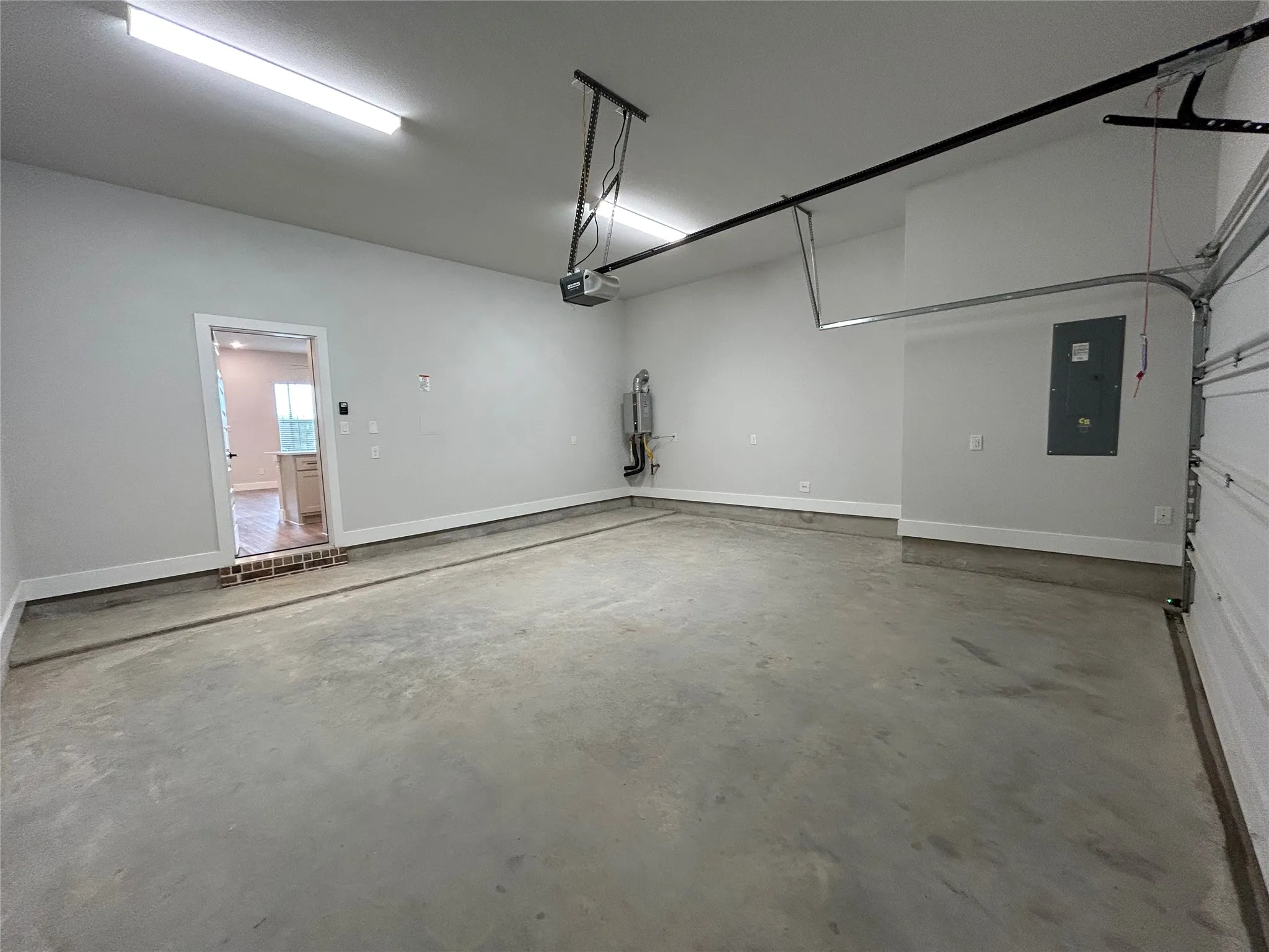 Single Family Residence For Rent in Tarrant County , 507 Mission Trail B3A, Arlington, Texas 76010, 3 Bedroom, 3 Bathroom, 2 Garage spaces, 1,711 Sqft, built in 2025, New Construction - Complete, mls#21200098, Real Estate Agent in Arlington, Homes For Rent in Tarrant county, Homes For Rent in Arlington, Realtor in Arlington Texas, Real Estate Brokerage Independent Realty Texas, Luminita Cordes Realtor