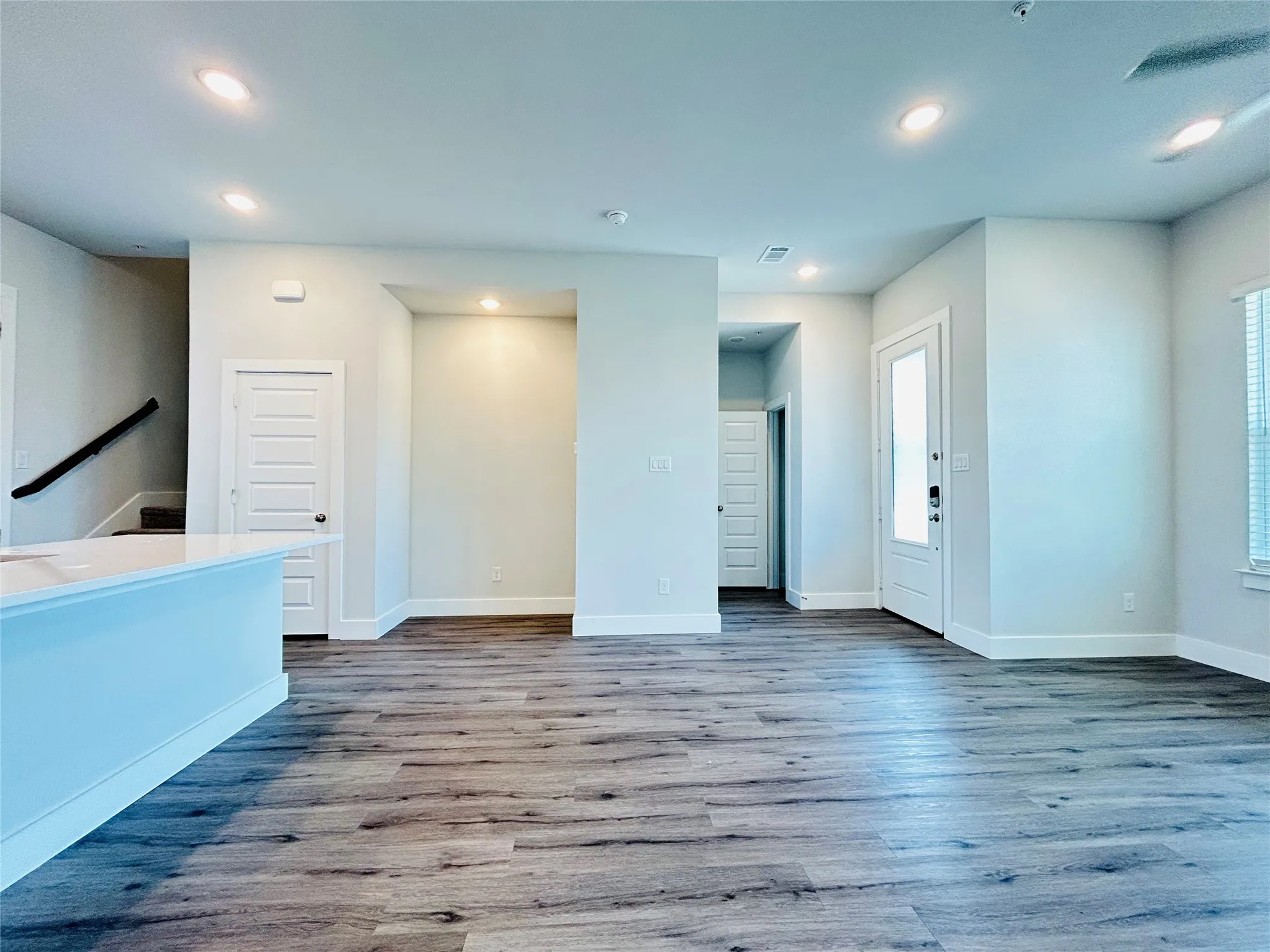 Single Family Residence For Rent in Tarrant County , 760 W Bedford Euless Road 218, Hurst, Texas 76053, 2 Bedroom, 3 Bathroom, Garage spaces, 1,113 Sqft, built in 2023, New Construction - Complete, mls#21200101, Real Estate Agent in Hurst, Homes For Rent in Tarrant county, Homes For Rent in Hurst, Realtor in Hurst Texas, Real Estate Brokerage Independent Realty Texas, Luminita Cordes Realtor