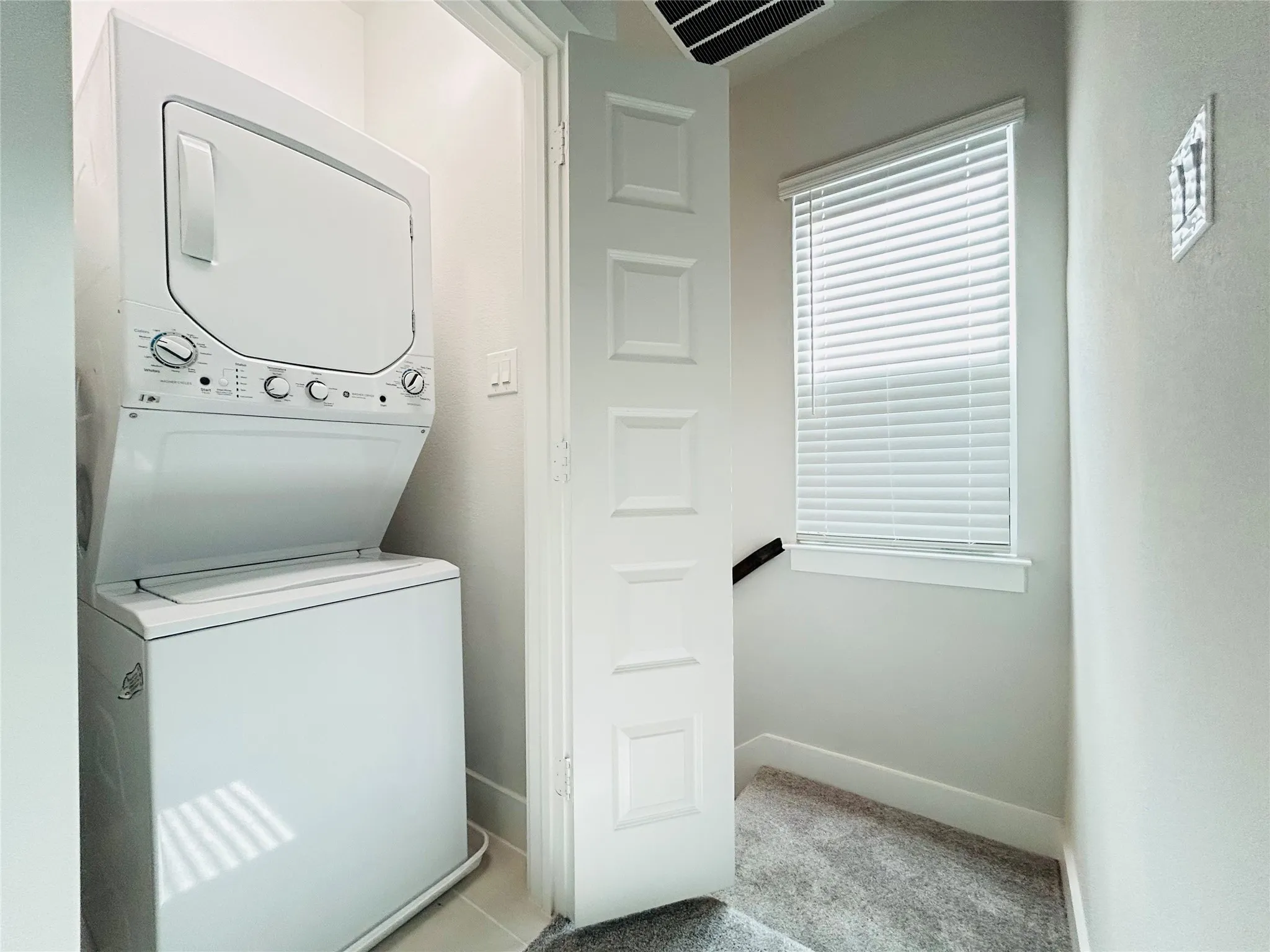 Single Family Residence For Rent in Tarrant County , 760 W Bedford Euless Road 218, Hurst, Texas 76053, 2 Bedroom, 3 Bathroom, Garage spaces, 1,113 Sqft, built in 2023, New Construction - Complete, mls#21200101, Real Estate Agent in Hurst, Homes For Rent in Tarrant county, Homes For Rent in Hurst, Realtor in Hurst Texas, Real Estate Brokerage Independent Realty Texas, Luminita Cordes Realtor