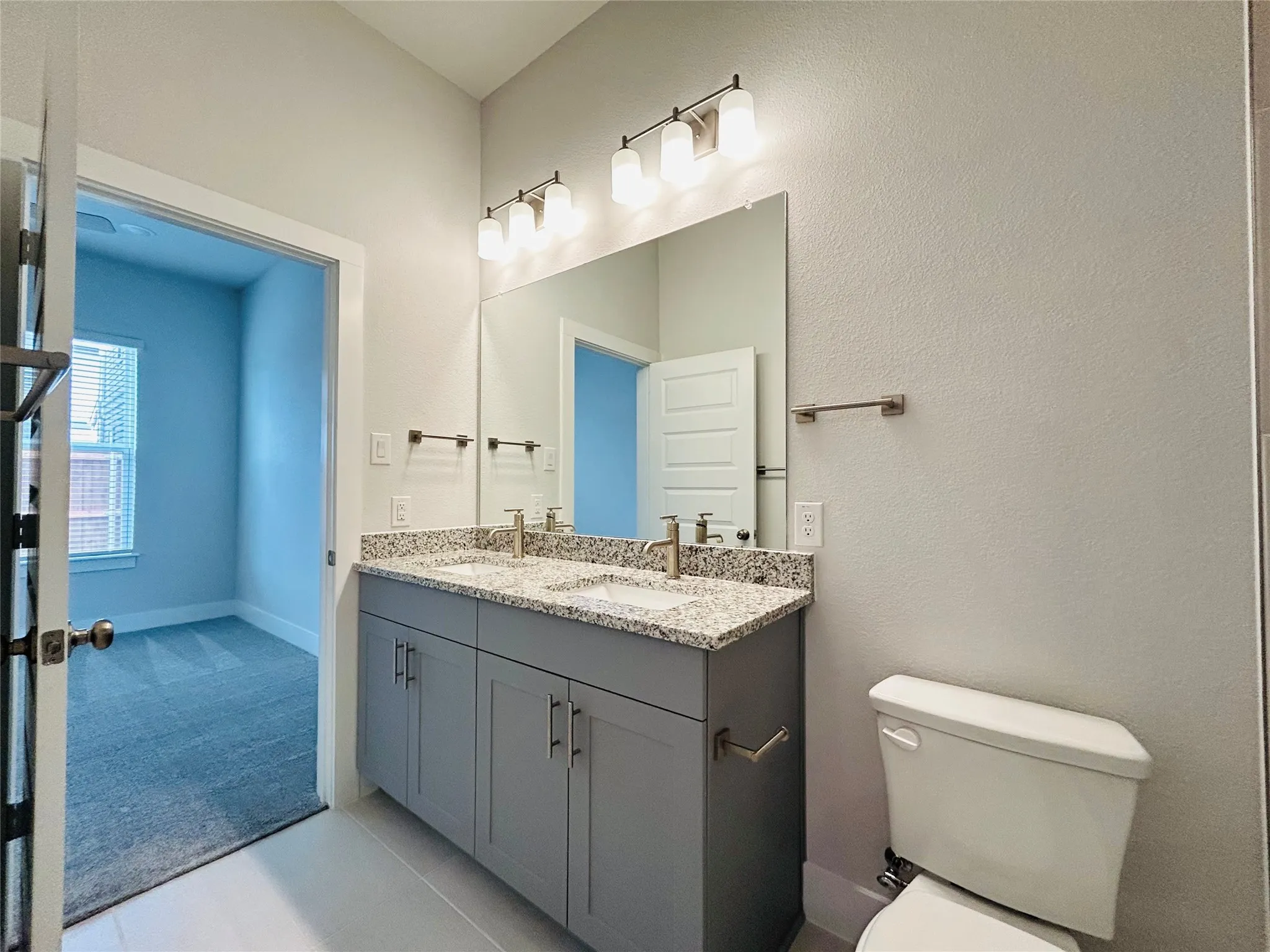 Single Family Residence For Rent in Tarrant County , 760 W Bedford Euless Road 200, Hurst, Texas 76053, 1 Bedroom, 1 Bathroom, Garage spaces, 645 Sqft, built in 2023, New Construction - Complete, mls#21200104, Real Estate Agent in Hurst, Homes For Rent in Tarrant county, Homes For Rent in Hurst, Realtor in Hurst Texas, Real Estate Brokerage Independent Realty Texas, Luminita Cordes Realtor