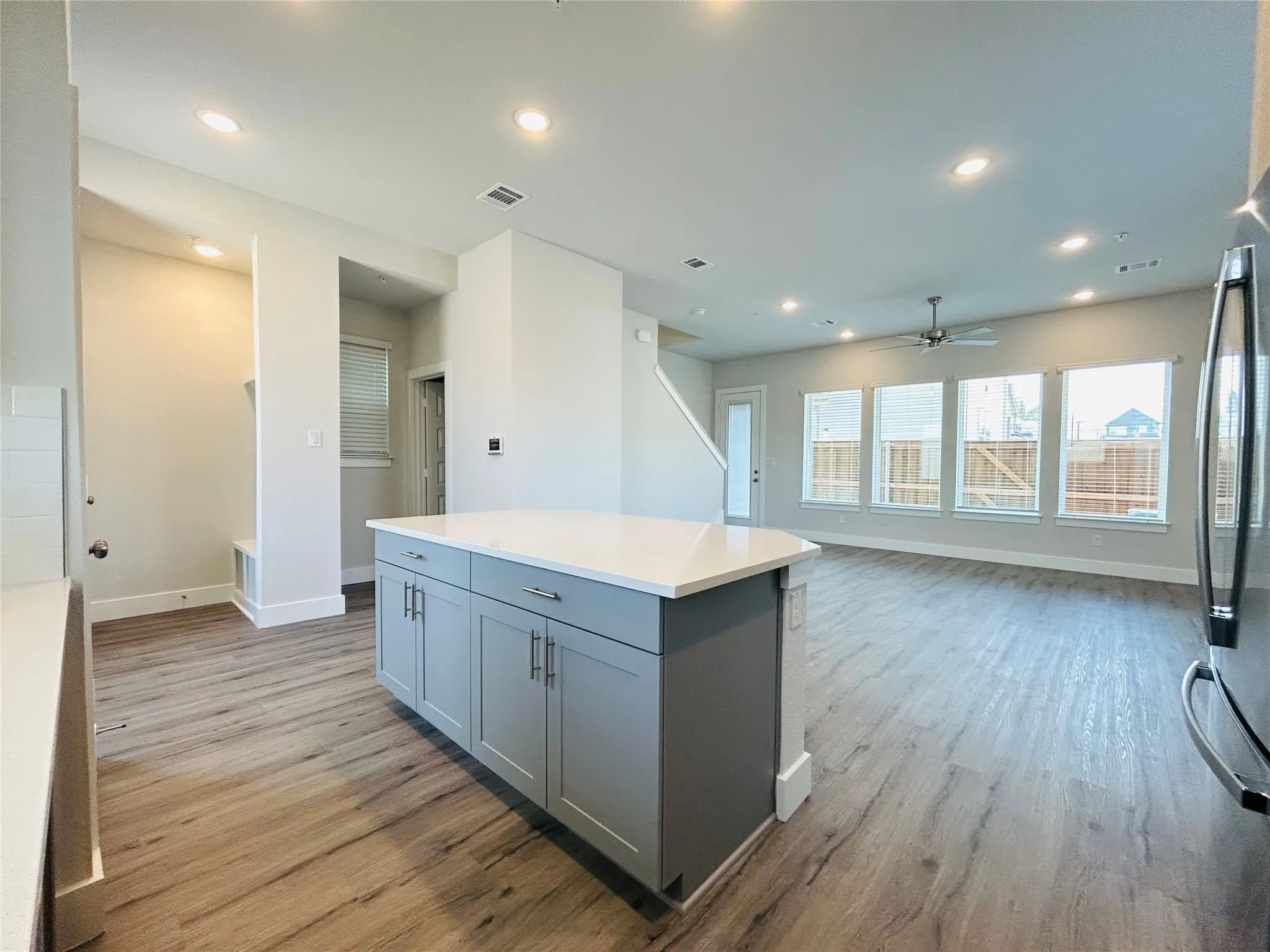 Single Family Residence For Rent in Tarrant County , 760 W Bedford Euless Road 214, Hurst, Texas 76053, 3 Bedroom, 3 Bathroom, Garage spaces, 1,275 Sqft, built in 2023, New Construction - Complete, mls#21200106, Real Estate Agent in Hurst, Homes For Rent in Tarrant county, Homes For Rent in Hurst, Realtor in Hurst Texas, Real Estate Brokerage Independent Realty Texas, Luminita Cordes Realtor