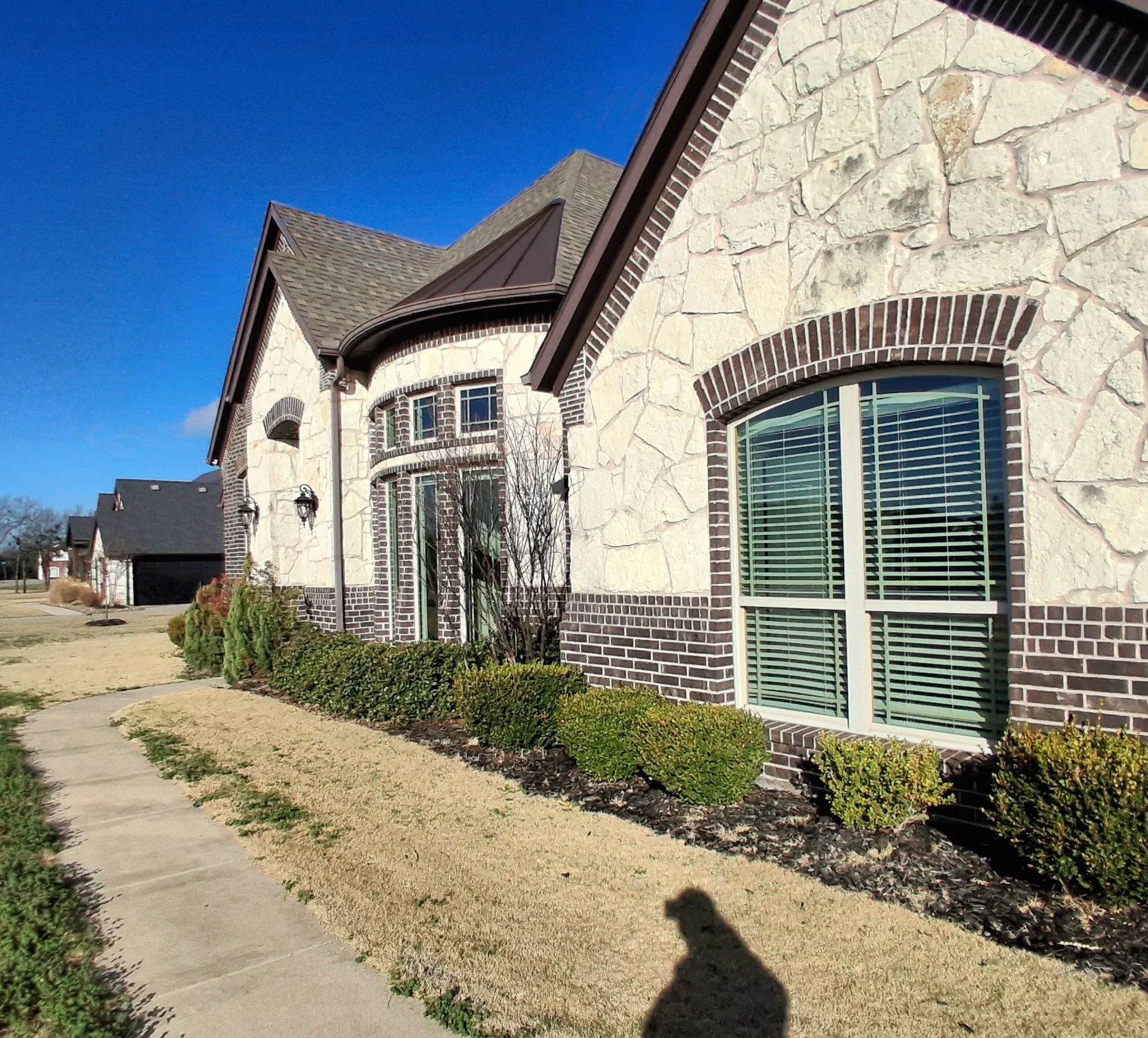 Single Family Residence For Sale in Rockwall County , 1520 Wheelers Way, Rockwall, Texas 75032, 4 Bedroom, 4 Bathroom, 2 Garage spaces, 2,943 Sqft, built in 2014, Price $661,000, mls#21198351, Real Estate Agent in Rockwall, Homes For Sale in Rockwall county, Homes For Sale in Rockwall, Realtor in Rockwall Texas, Real Estate Brokerage Independent Realty Texas, Luminita Cordes Realtor
