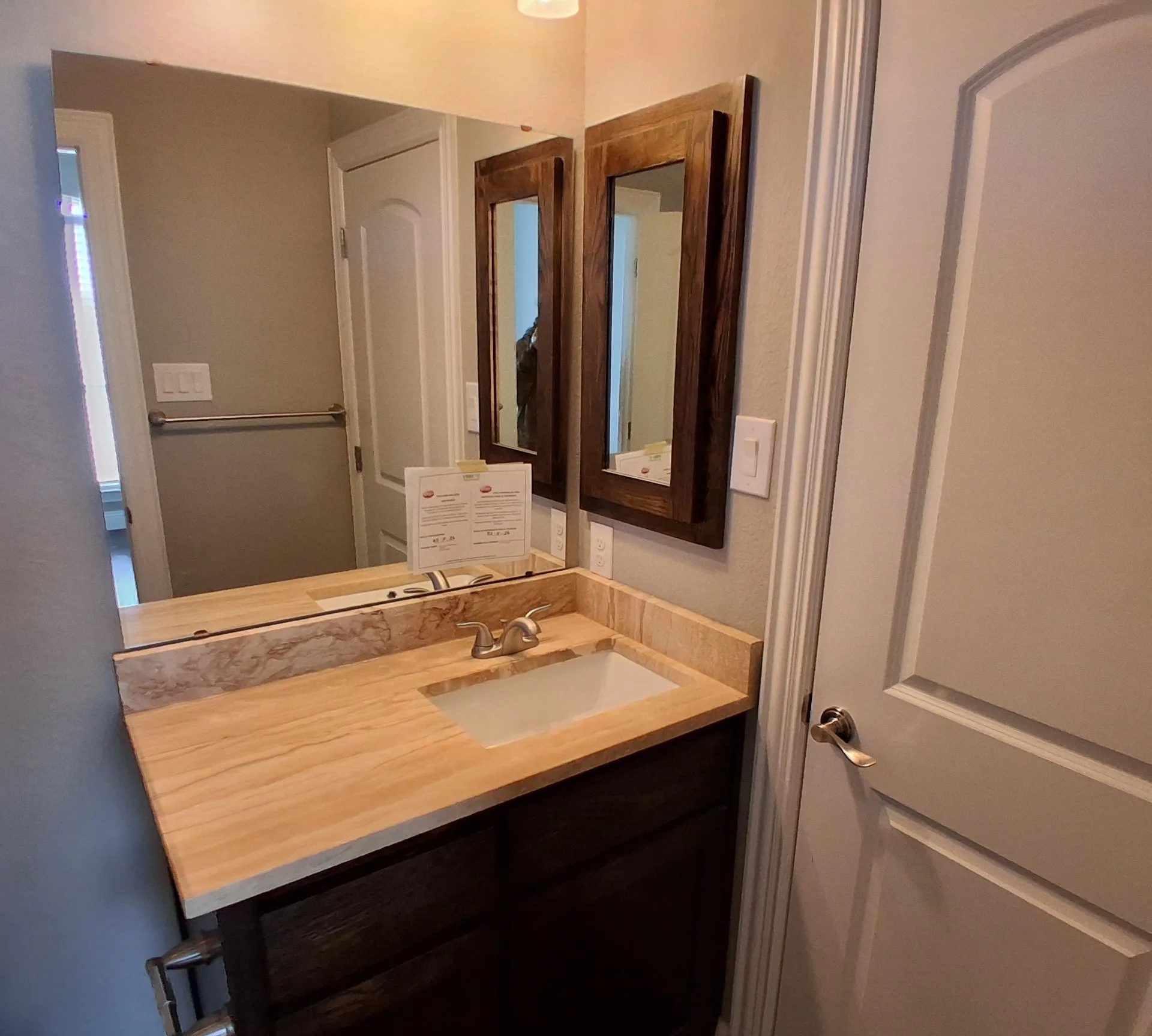 Single Family Residence For Sale in Rockwall County , 1520 Wheelers Way, Rockwall, Texas 75032, 4 Bedroom, 4 Bathroom, 2 Garage spaces, 2,943 Sqft, built in 2014, Price $661,000, mls#21198351, Real Estate Agent in Rockwall, Homes For Sale in Rockwall county, Homes For Sale in Rockwall, Realtor in Rockwall Texas, Real Estate Brokerage Independent Realty Texas, Luminita Cordes Realtor