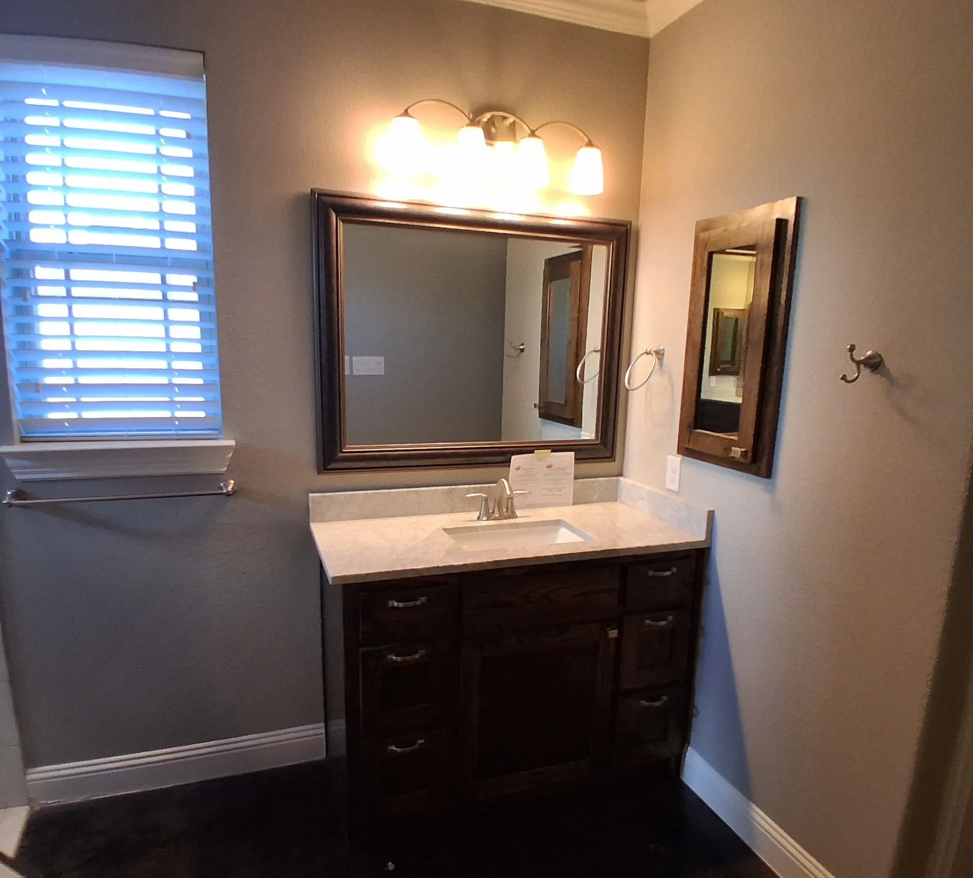 Single Family Residence For Sale in Rockwall County , 1520 Wheelers Way, Rockwall, Texas 75032, 4 Bedroom, 4 Bathroom, 2 Garage spaces, 2,943 Sqft, built in 2014, Price $661,000, mls#21198351, Real Estate Agent in Rockwall, Homes For Sale in Rockwall county, Homes For Sale in Rockwall, Realtor in Rockwall Texas, Real Estate Brokerage Independent Realty Texas, Luminita Cordes Realtor