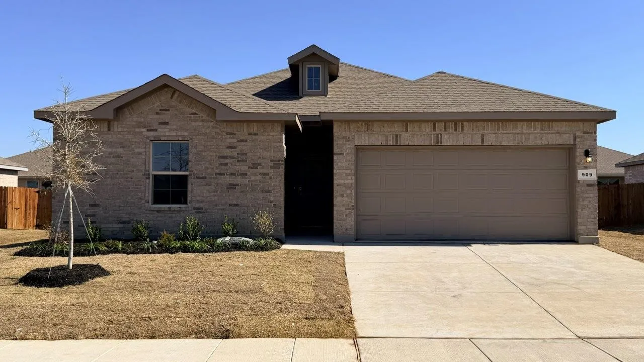 Single Family Residence For Sale in Johnson County , 909 BOLL WEEVIL Drive, Cleburne, Texas 76031, 3 Bedroom, 2 Bathroom, 2 Garage spaces, 1,451 Sqft, built in 2026, New Construction - Complete, mls#21198147, Real Estate Agent in Cleburne, Homes For Sale in Johnson county, Homes For Sale in Cleburne, Realtor in Cleburne Texas, Real Estate Brokerage Independent Realty Texas, Luminita Cordes Realtor