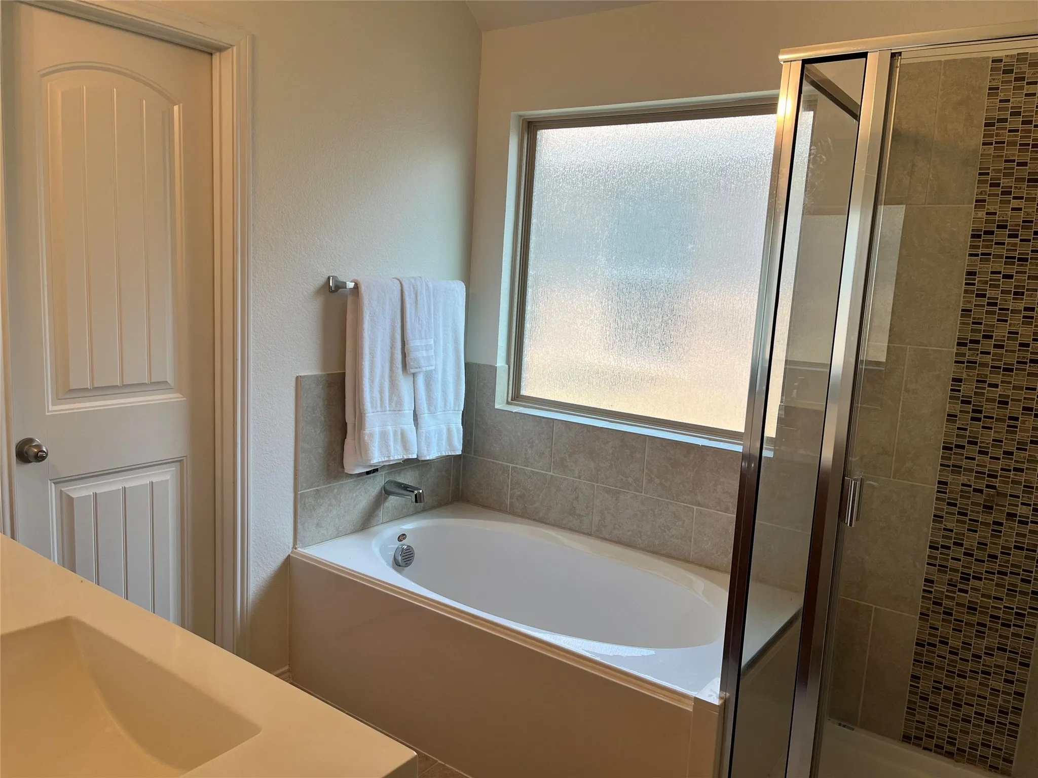 Single Family Residence For Sale in Denton County , 1525 Acmite Avenue, Cross Roads, Texas 76227, 3 Bedroom, 2 Bathroom, 2 Garage spaces, 1,459 Sqft, built in 2018, mls#21200166, Real Estate Agent in Cross Roads, Homes For Sale in Denton county, Homes For Sale in Cross Roads, Realtor in Cross Roads Texas, Real Estate Brokerage Independent Realty Texas, Luminita Cordes Realtor
