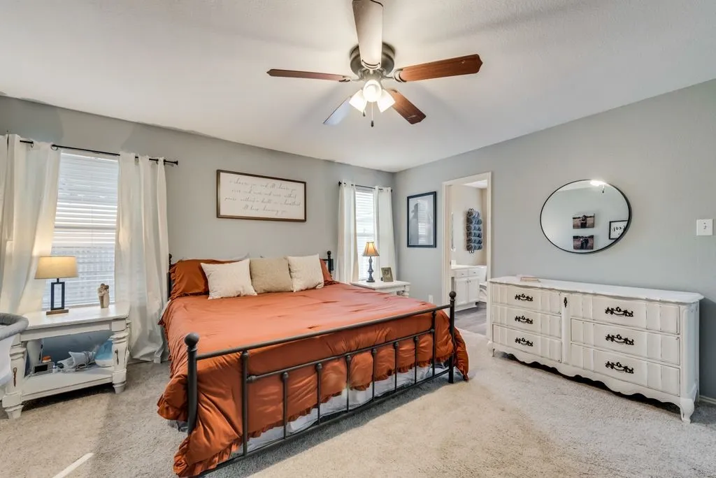 Single Family Residence For Sale in Kaufman County , 205 Dartmouth Drive, Forney, Texas 75126, 3 Bedroom, 2 Bathroom, 2 Garage spaces, 1,595 Sqft, built in 2004, Preowned, mls#21199769, Real Estate Agent in Forney, Homes For Sale in Kaufman county, Homes For Sale in Forney, Realtor in Forney Texas, Real Estate Brokerage Independent Realty Texas, Luminita Cordes Realtor