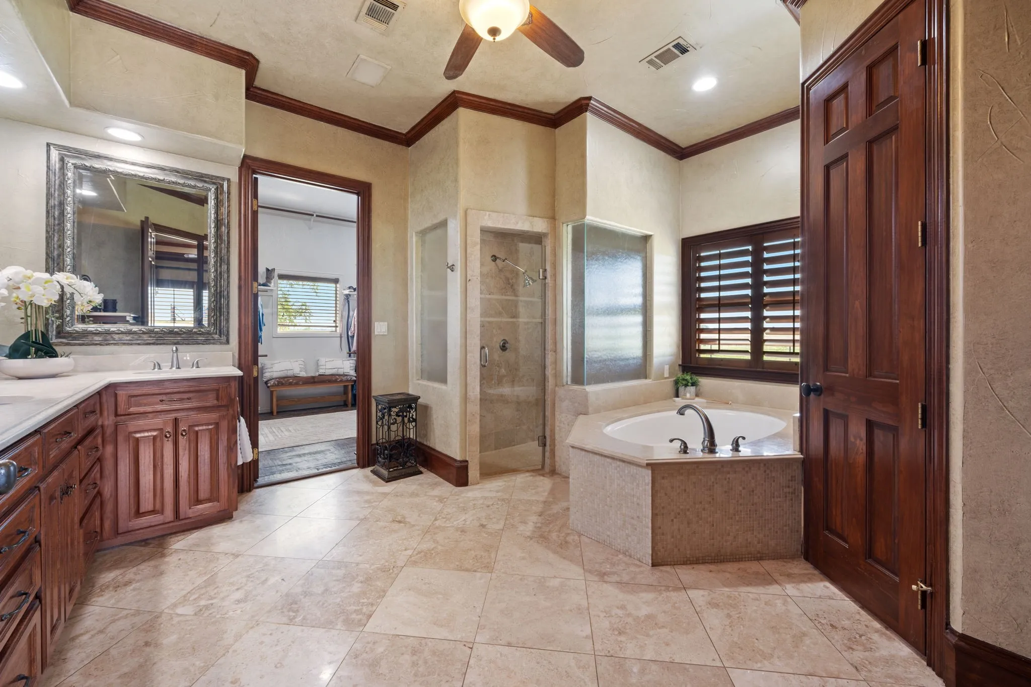 Farm For Sale in Jack County , 2454 W SH 380, Jacksboro, Texas 76458, 5 Bedroom, 5 Bathroom, 2 Garage spaces, 4,818 Sqft, built in 2001, Preowned, mls#21198212, Real Estate Agent in Jacksboro, Homes For Sale in Jack county, Homes For Sale in Jacksboro, Realtor in Jacksboro Texas, Real Estate Brokerage Independent Realty Texas, Luminita Cordes Realtor