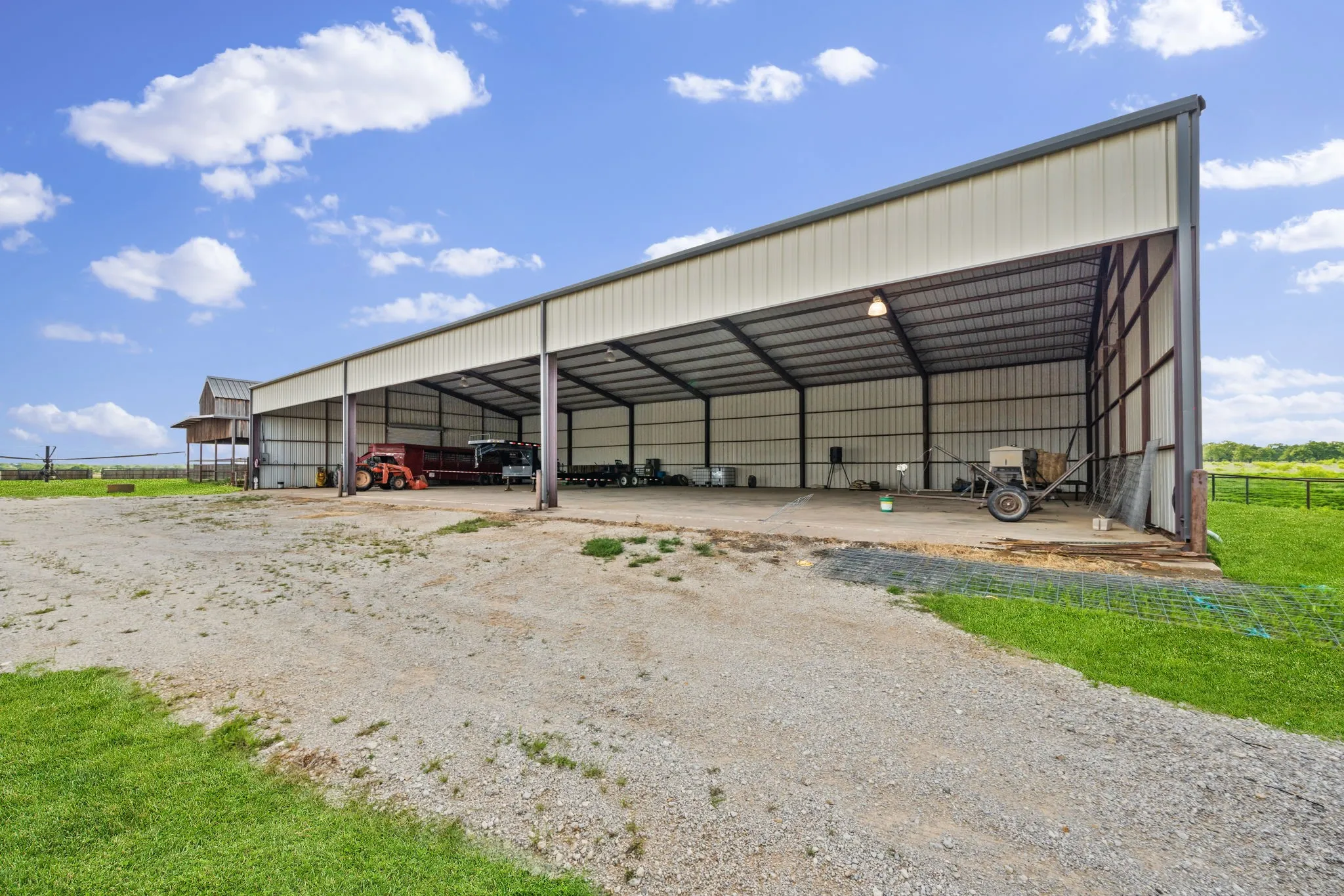 Barn 1
