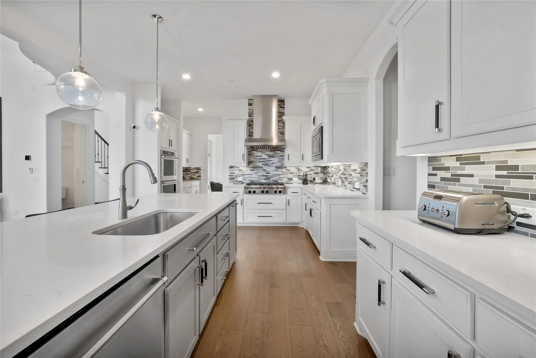 Single Family Residence For Sale in Collin County , 13452 Spokane Way, Frisco, Texas 75035, 5 Bedroom, 6 Bathroom, 4 Garage spaces, 5,471 Sqft, built in 2019, Preowned, mls#21187616, Real Estate Agent in Frisco, Homes For Sale in Collin county, Homes For Sale in Frisco, Realtor in Frisco Texas, Real Estate Brokerage Independent Realty Texas, Luminita Cordes Realtor