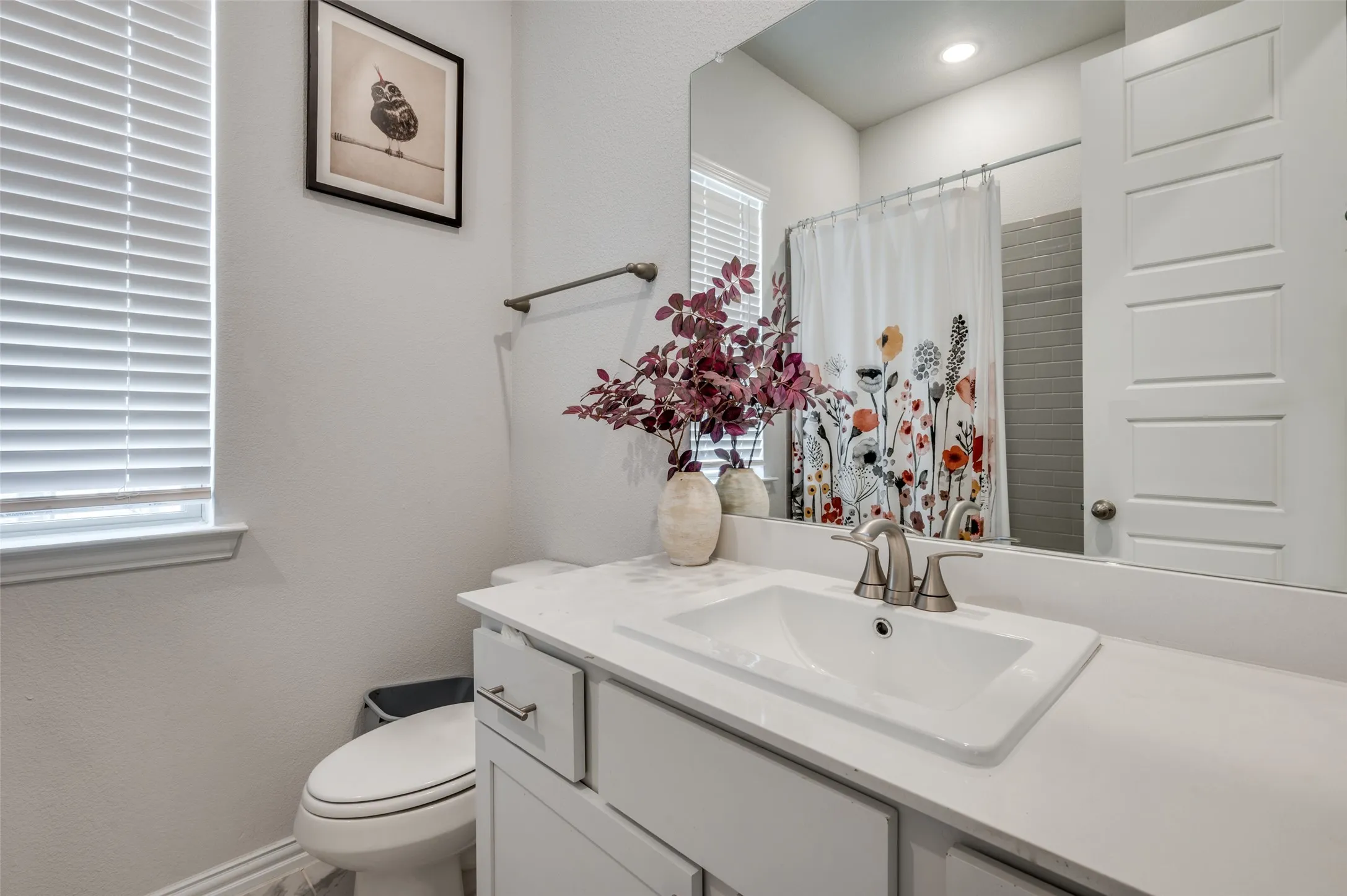 Townhouse For Sale in Denton County , 314 Colusa Drive, Lewisville, Texas 75056, 3 Bedroom, 3 Bathroom, 2 Garage spaces, 2,659 Sqft, built in 2022, mls#21200334, Real Estate Agent in Lewisville, Homes For Sale in Denton county, Homes For Sale in Lewisville, Realtor in Lewisville Texas, Real Estate Brokerage Independent Realty Texas, Luminita Cordes Realtor