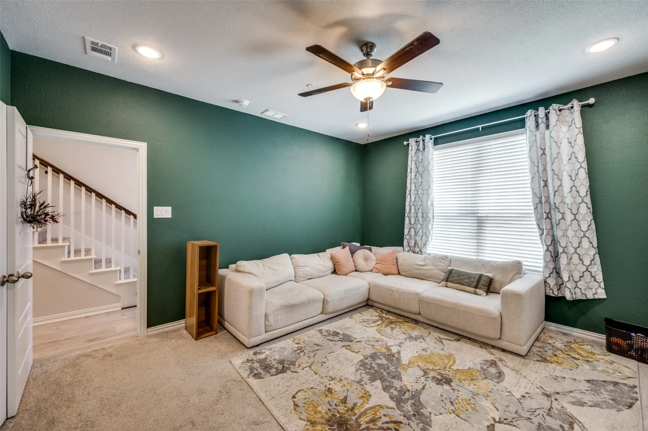 Townhouse For Sale in Denton County , 314 Colusa Drive, Lewisville, Texas 75056, 3 Bedroom, 3 Bathroom, 2 Garage spaces, 2,659 Sqft, built in 2022, mls#21200334, Real Estate Agent in Lewisville, Homes For Sale in Denton county, Homes For Sale in Lewisville, Realtor in Lewisville Texas, Real Estate Brokerage Independent Realty Texas, Luminita Cordes Realtor