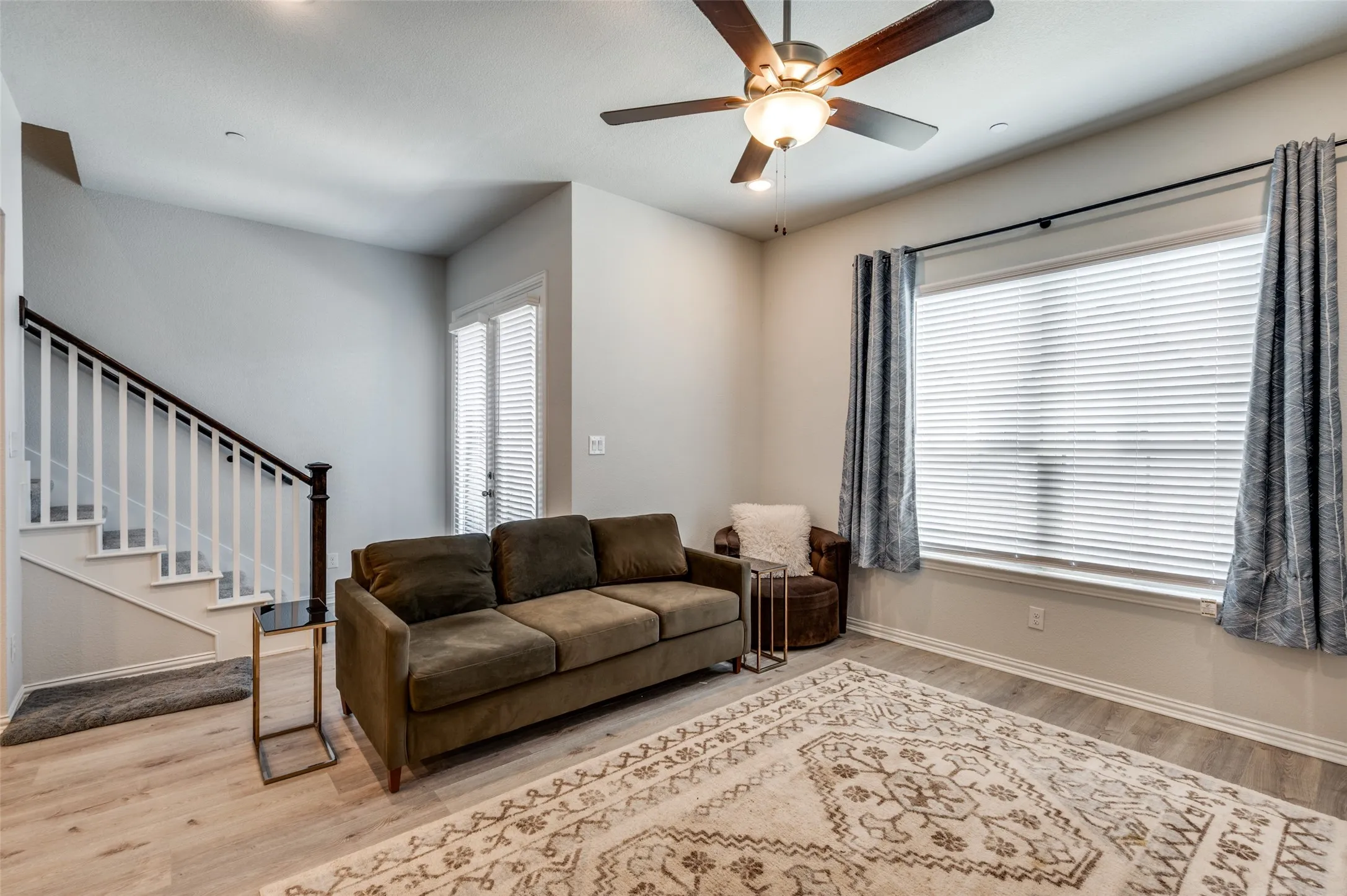 Townhouse For Sale in Denton County , 314 Colusa Drive, Lewisville, Texas 75056, 3 Bedroom, 3 Bathroom, 2 Garage spaces, 2,659 Sqft, built in 2022, mls#21200334, Real Estate Agent in Lewisville, Homes For Sale in Denton county, Homes For Sale in Lewisville, Realtor in Lewisville Texas, Real Estate Brokerage Independent Realty Texas, Luminita Cordes Realtor
