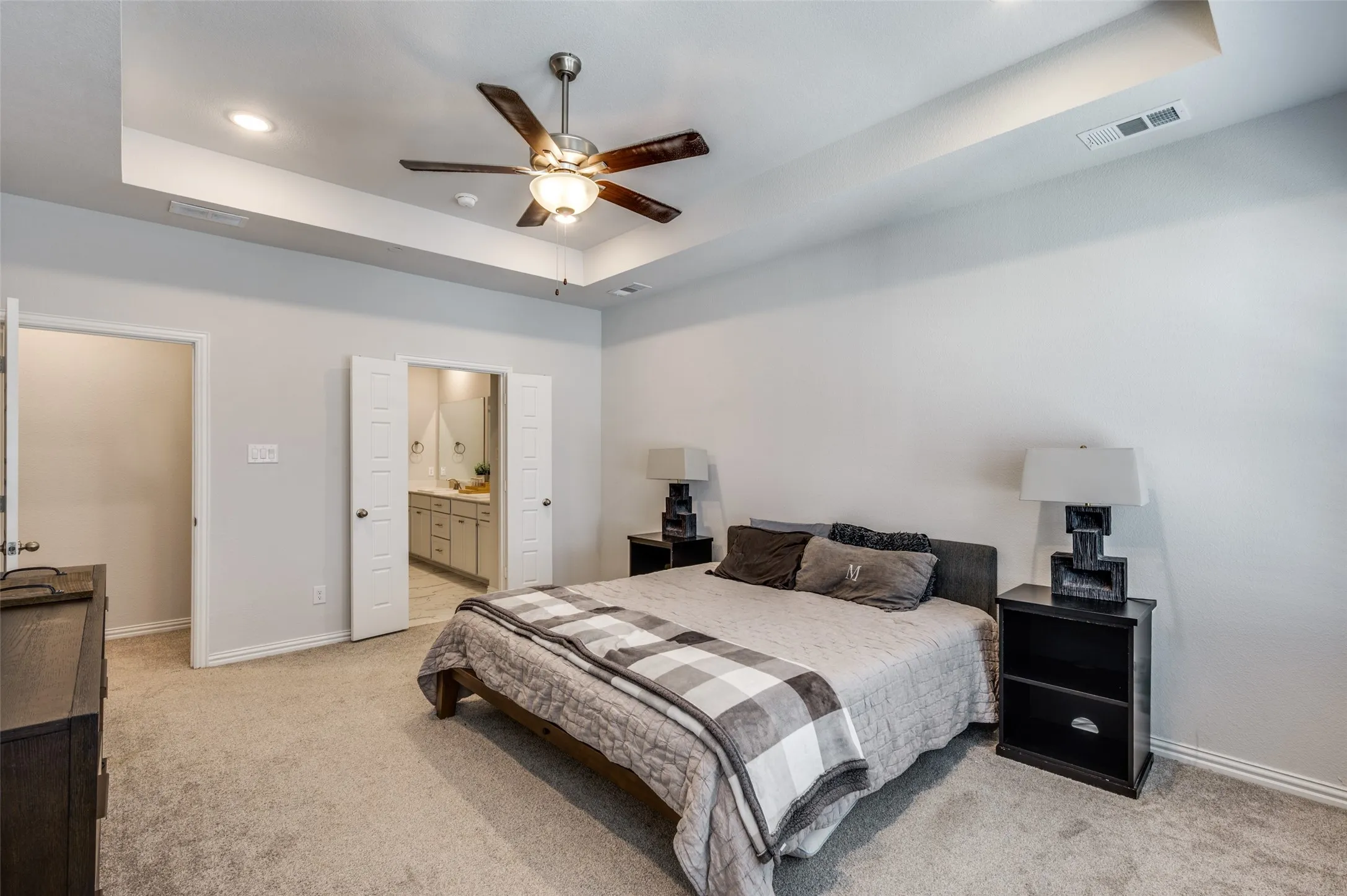 Townhouse For Sale in Denton County , 314 Colusa Drive, Lewisville, Texas 75056, 3 Bedroom, 3 Bathroom, 2 Garage spaces, 2,659 Sqft, built in 2022, mls#21200334, Real Estate Agent in Lewisville, Homes For Sale in Denton county, Homes For Sale in Lewisville, Realtor in Lewisville Texas, Real Estate Brokerage Independent Realty Texas, Luminita Cordes Realtor