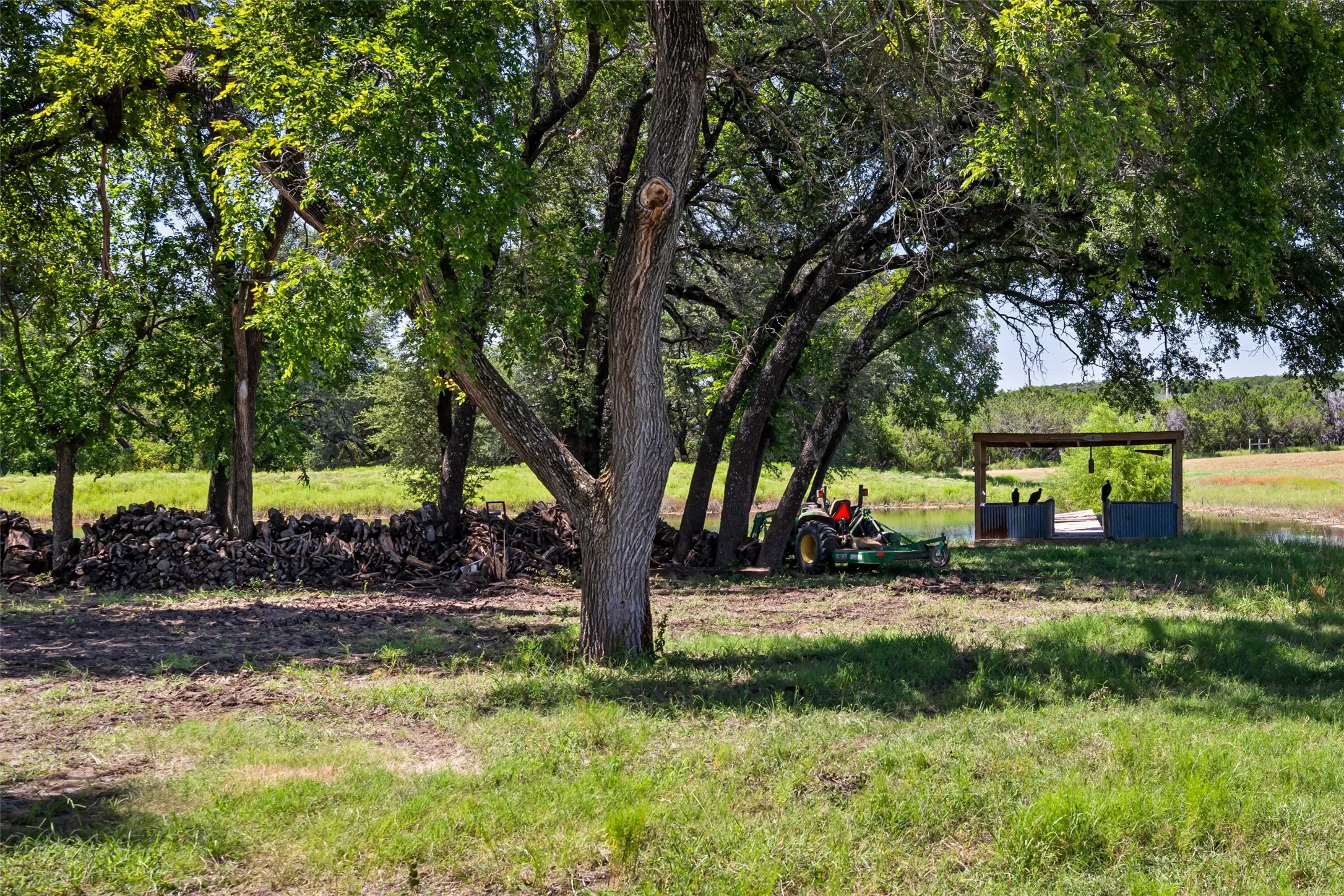 Single Family Residence For Sale in Bosque County , 5100 Highway 144, Walnut Springs, Texas 76690, 4 Bedroom, 3 Bathroom, Garage spaces, 2,936 Sqft, built in 1996, mls#21200360, Real Estate Agent in Walnut Springs, Homes For Sale in Bosque county, Homes For Sale in Walnut Springs, Realtor in Walnut Springs Texas, Real Estate Brokerage Independent Realty Texas, Luminita Cordes Realtor