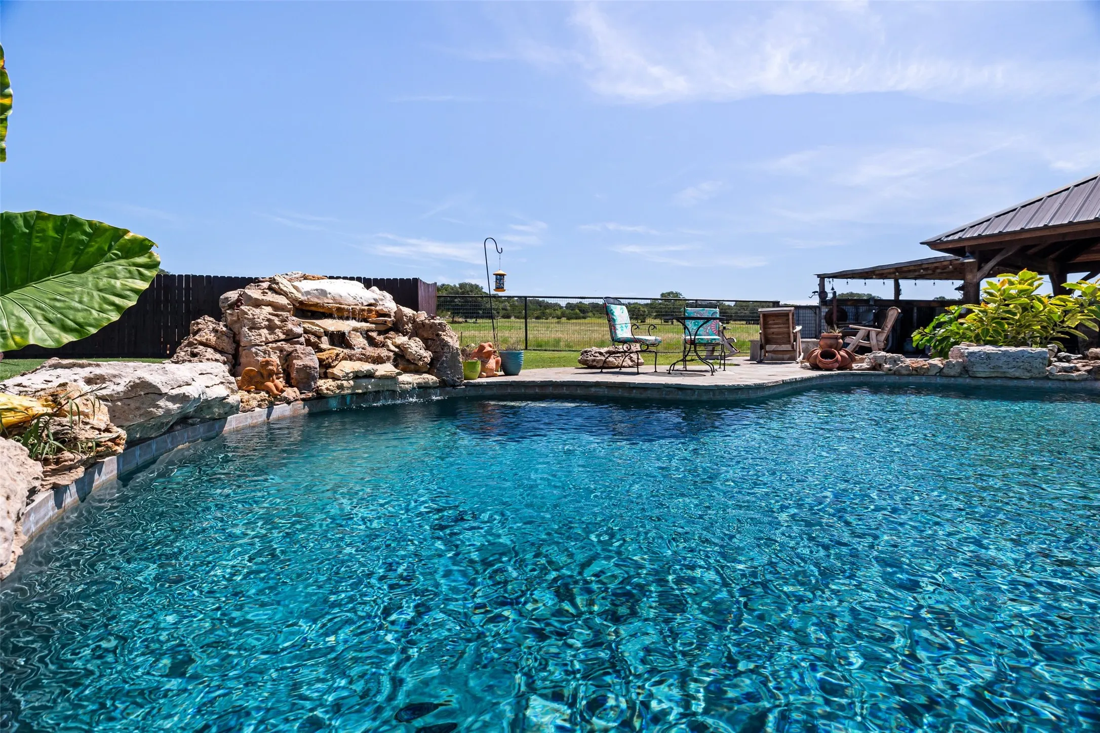 Single Family Residence For Sale in Bosque County , 5100 Highway 144, Walnut Springs, Texas 76690, 4 Bedroom, 3 Bathroom, Garage spaces, 2,936 Sqft, built in 1996, mls#21200360, Real Estate Agent in Walnut Springs, Homes For Sale in Bosque county, Homes For Sale in Walnut Springs, Realtor in Walnut Springs Texas, Real Estate Brokerage Independent Realty Texas, Luminita Cordes Realtor