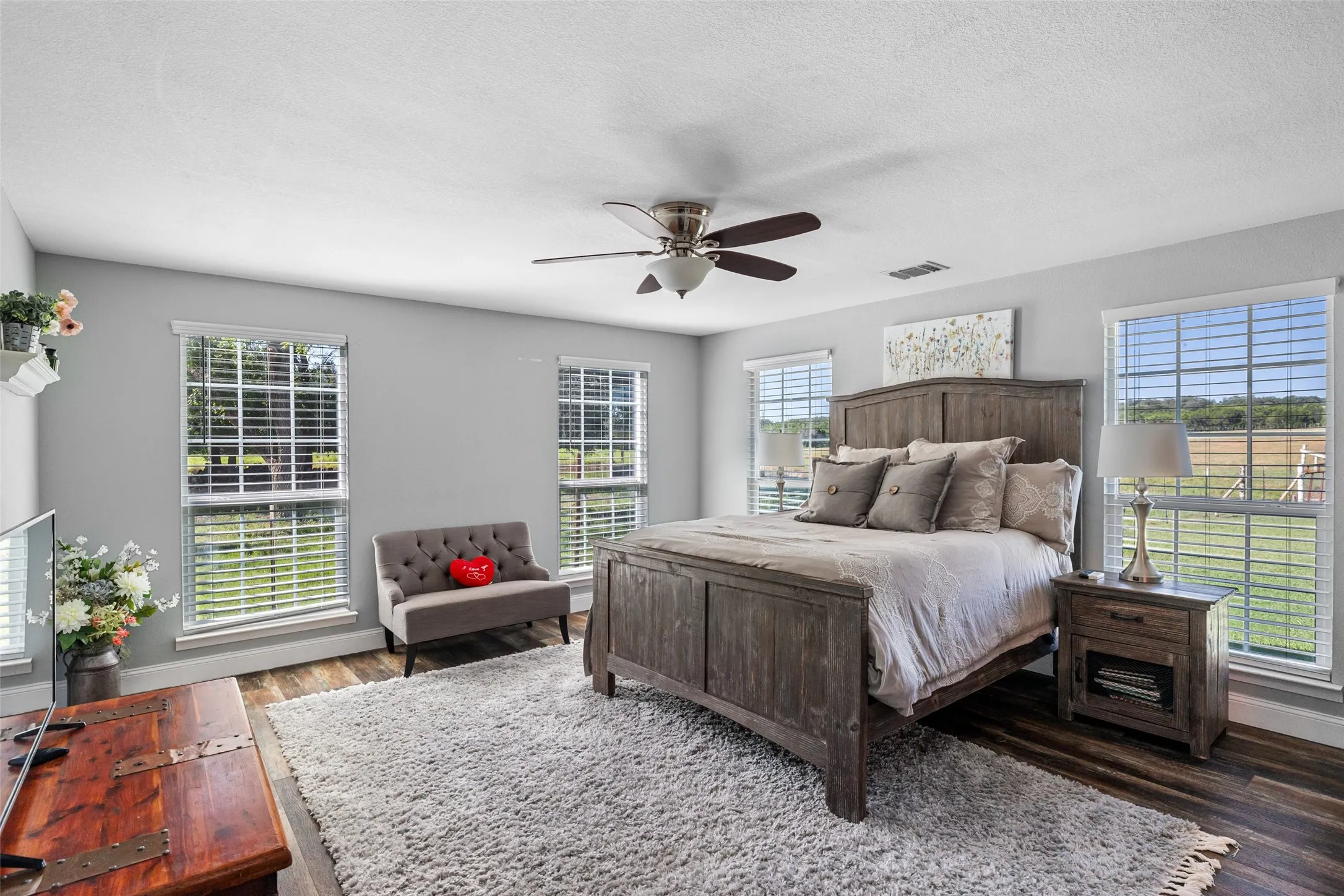 Single Family Residence For Sale in Bosque County , 5100 Highway 144, Walnut Springs, Texas 76690, 4 Bedroom, 3 Bathroom, Garage spaces, 2,936 Sqft, built in 1996, mls#21200360, Real Estate Agent in Walnut Springs, Homes For Sale in Bosque county, Homes For Sale in Walnut Springs, Realtor in Walnut Springs Texas, Real Estate Brokerage Independent Realty Texas, Luminita Cordes Realtor