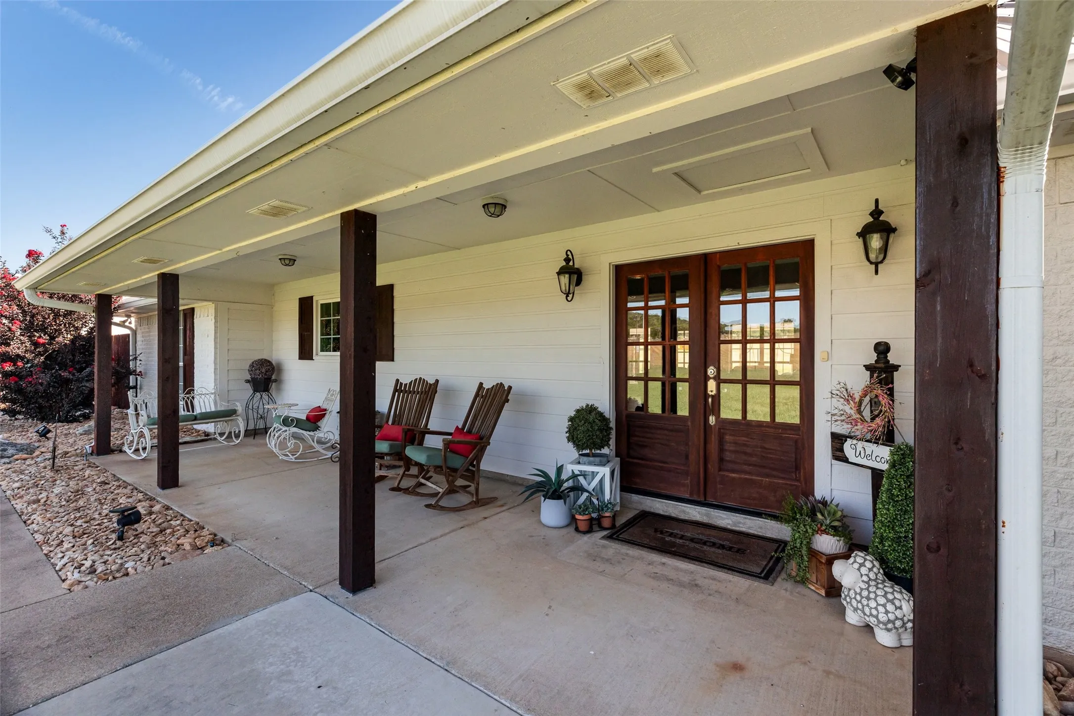 Single Family Residence For Sale in Bosque County , 5100 Highway 144, Walnut Springs, Texas 76690, 4 Bedroom, 3 Bathroom, Garage spaces, 2,936 Sqft, built in 1996, mls#21200360, Real Estate Agent in Walnut Springs, Homes For Sale in Bosque county, Homes For Sale in Walnut Springs, Realtor in Walnut Springs Texas, Real Estate Brokerage Independent Realty Texas, Luminita Cordes Realtor