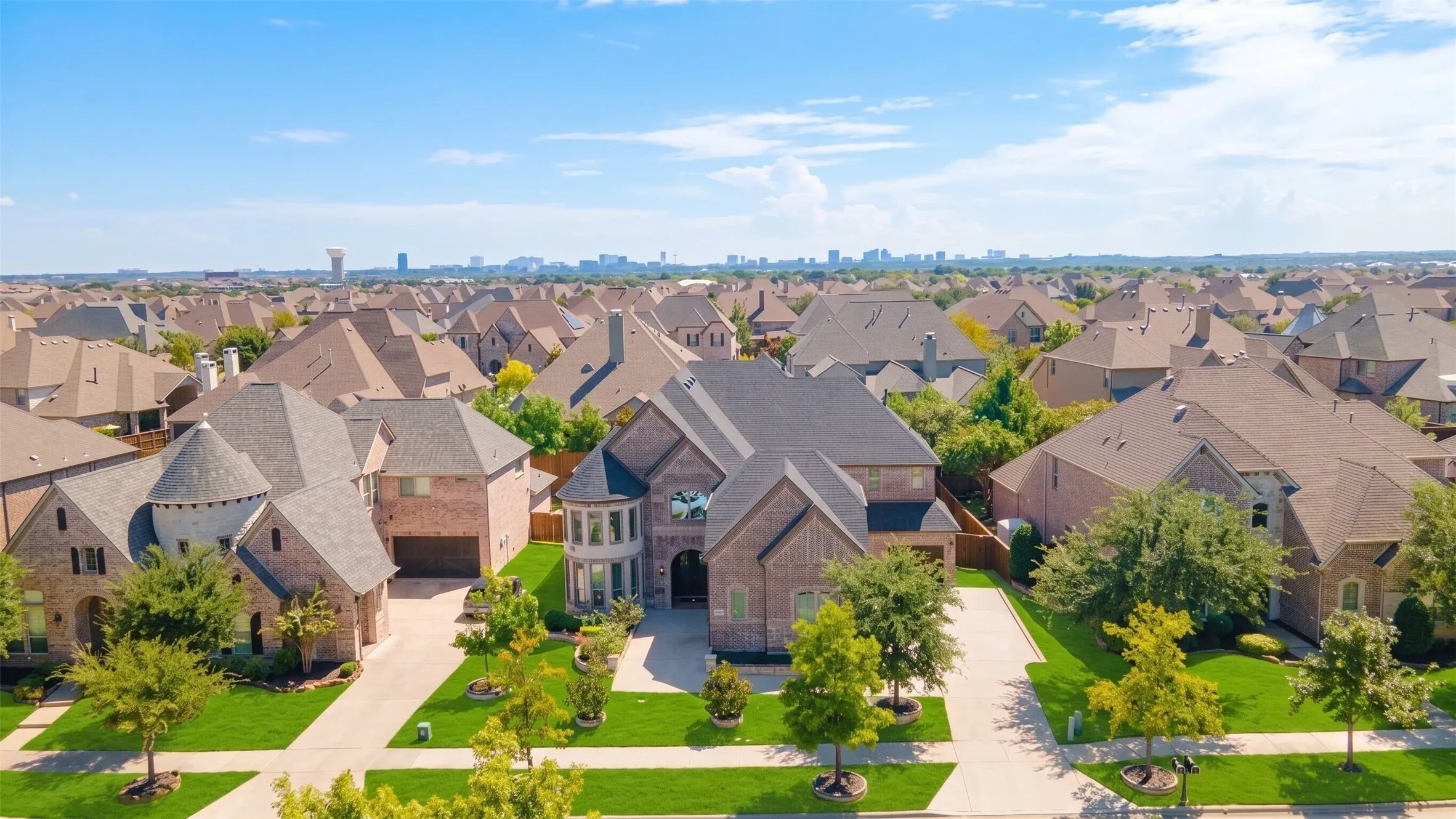Single Family Residence For Sale in Denton County , 6616 Mountain Sky Road, Frisco, Texas 75036, 5 Bedroom, 6 Bathroom, 3 Garage spaces, 4,829 Sqft, built in 2013, Preowned, mls#21197477, Real Estate Agent in Frisco, Homes For Sale in Denton county, Homes For Sale in Frisco, Realtor in Frisco Texas, Real Estate Brokerage Independent Realty Texas, Luminita Cordes Realtor