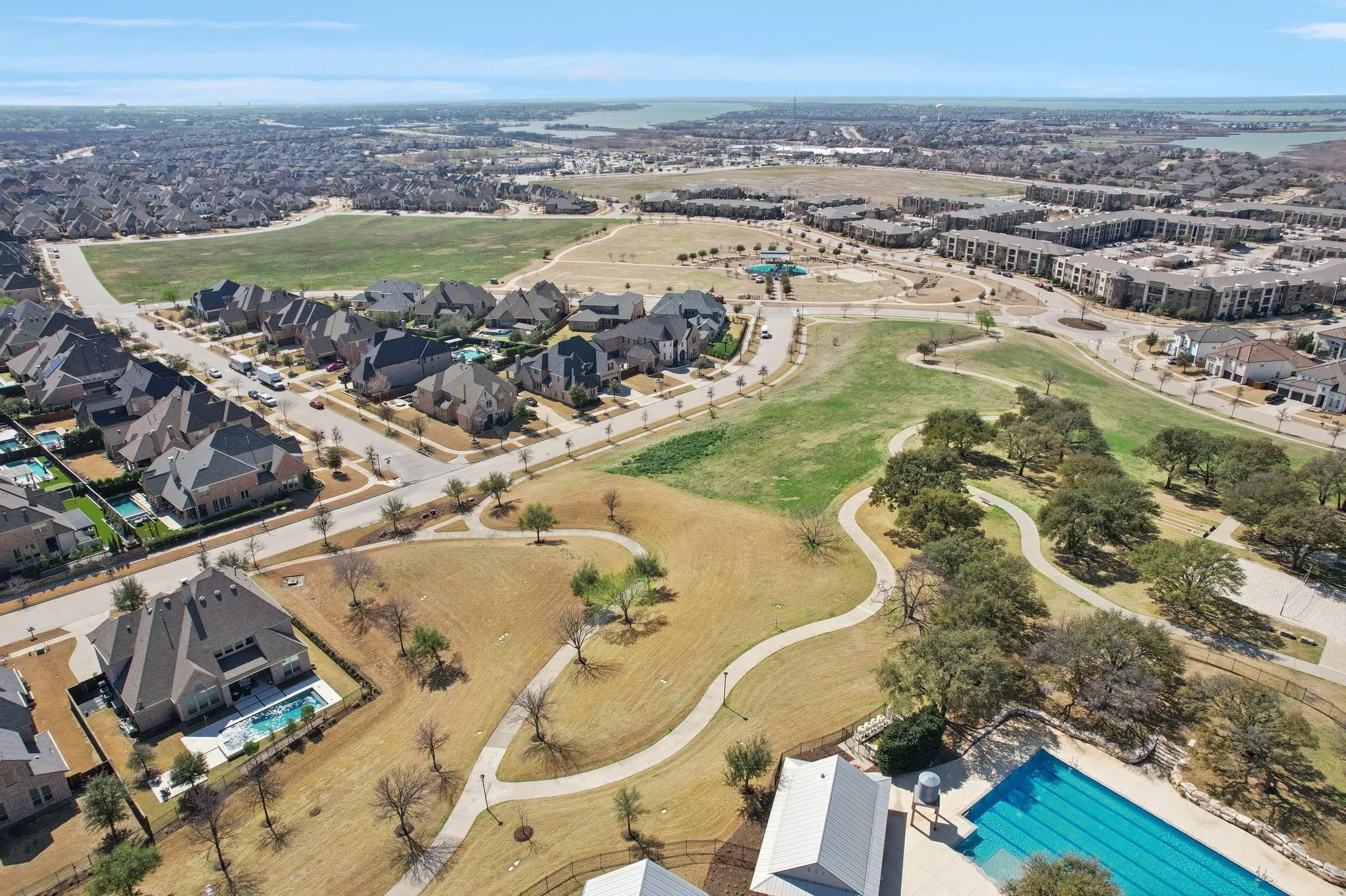 Single Family Residence For Sale in Denton County , 6616 Mountain Sky Road, Frisco, Texas 75036, 5 Bedroom, 6 Bathroom, 3 Garage spaces, 4,829 Sqft, built in 2013, Preowned, mls#21197477, Real Estate Agent in Frisco, Homes For Sale in Denton county, Homes For Sale in Frisco, Realtor in Frisco Texas, Real Estate Brokerage Independent Realty Texas, Luminita Cordes Realtor