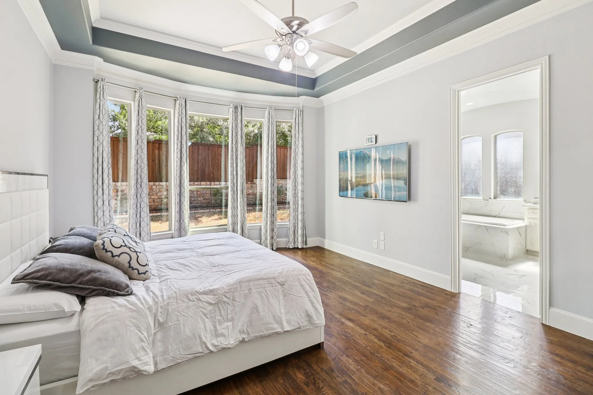 Single Family Residence For Sale in Denton County , 6616 Mountain Sky Road, Frisco, Texas 75036, 5 Bedroom, 6 Bathroom, 3 Garage spaces, 4,829 Sqft, built in 2013, Preowned, mls#21197477, Real Estate Agent in Frisco, Homes For Sale in Denton county, Homes For Sale in Frisco, Realtor in Frisco Texas, Real Estate Brokerage Independent Realty Texas, Luminita Cordes Realtor