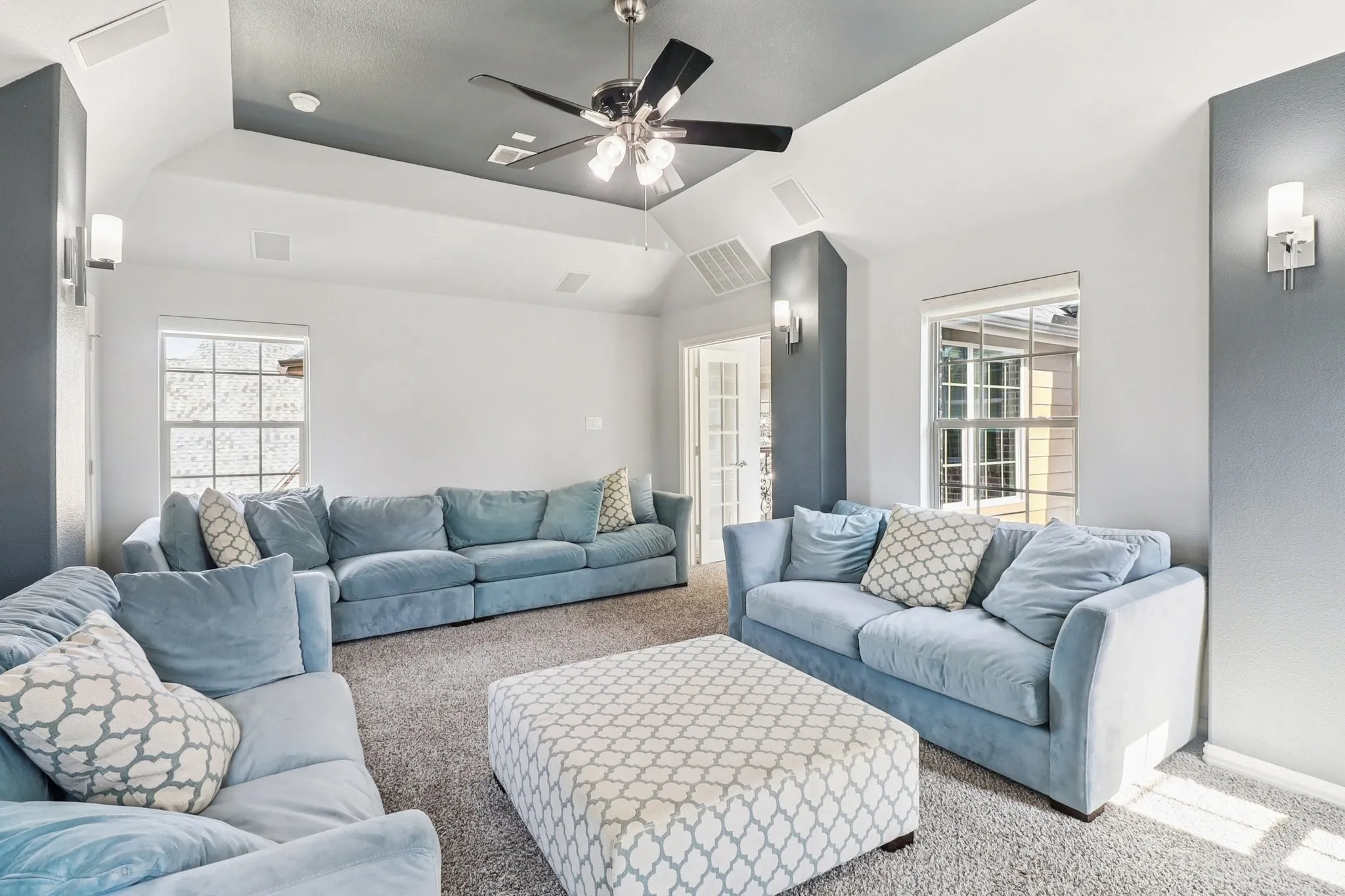 Single Family Residence For Sale in Denton County , 6616 Mountain Sky Road, Frisco, Texas 75036, 5 Bedroom, 6 Bathroom, 3 Garage spaces, 4,829 Sqft, built in 2013, Preowned, mls#21197477, Real Estate Agent in Frisco, Homes For Sale in Denton county, Homes For Sale in Frisco, Realtor in Frisco Texas, Real Estate Brokerage Independent Realty Texas, Luminita Cordes Realtor