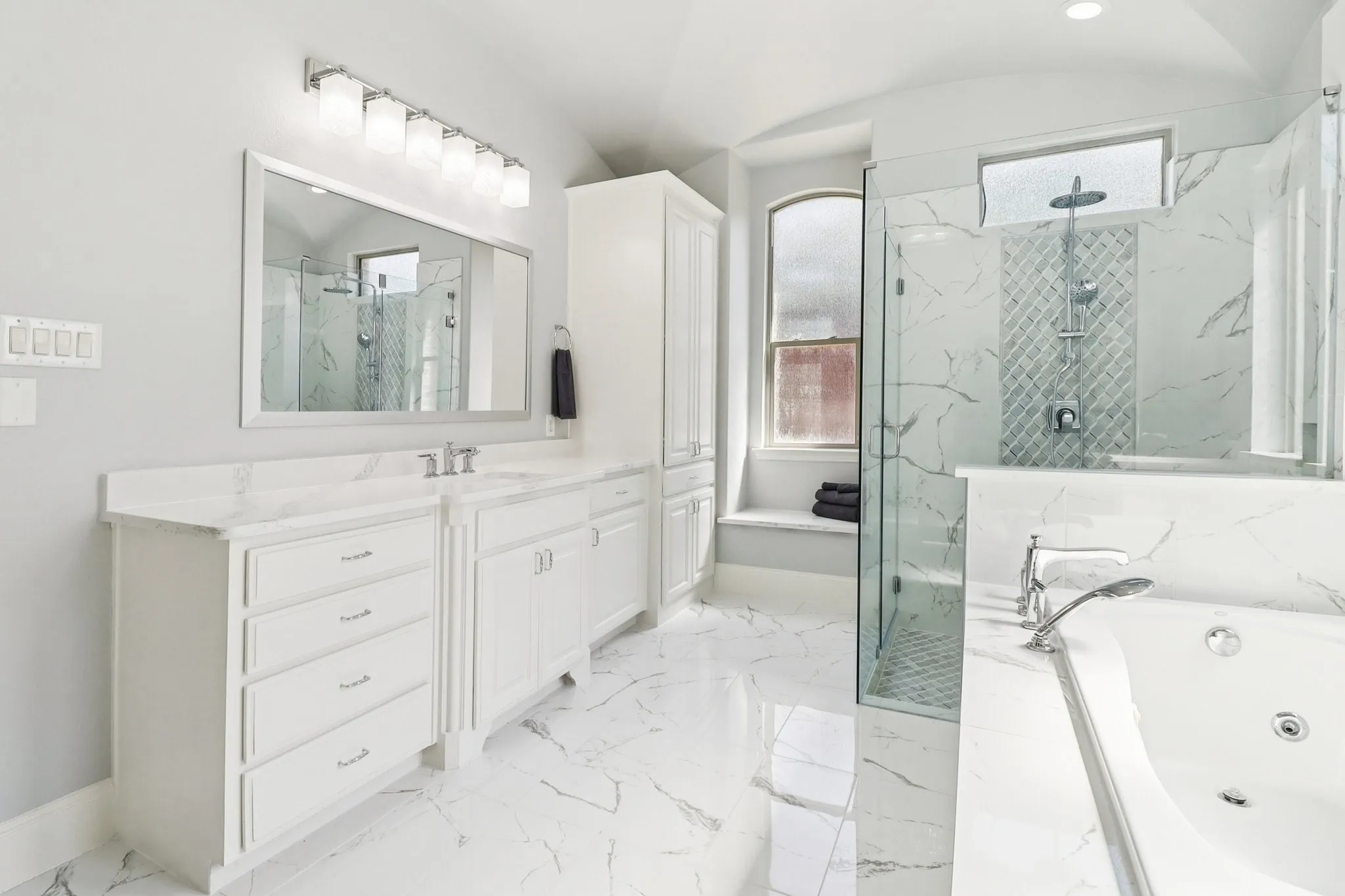 Single Family Residence For Sale in Denton County , 6616 Mountain Sky Road, Frisco, Texas 75036, 5 Bedroom, 6 Bathroom, 3 Garage spaces, 4,829 Sqft, built in 2013, Preowned, mls#21197477, Real Estate Agent in Frisco, Homes For Sale in Denton county, Homes For Sale in Frisco, Realtor in Frisco Texas, Real Estate Brokerage Independent Realty Texas, Luminita Cordes Realtor