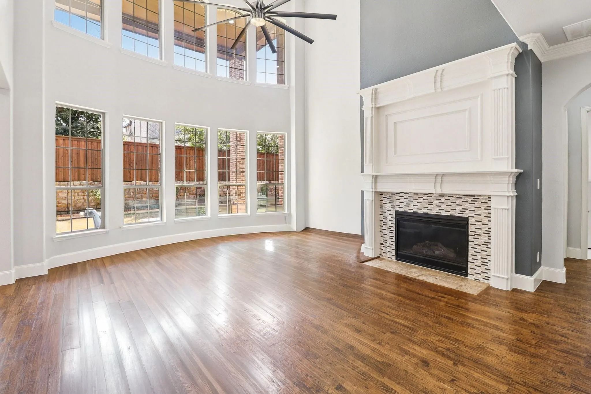 Single Family Residence For Sale in Denton County , 6616 Mountain Sky Road, Frisco, Texas 75036, 5 Bedroom, 6 Bathroom, 3 Garage spaces, 4,829 Sqft, built in 2013, Preowned, mls#21197477, Real Estate Agent in Frisco, Homes For Sale in Denton county, Homes For Sale in Frisco, Realtor in Frisco Texas, Real Estate Brokerage Independent Realty Texas, Luminita Cordes Realtor