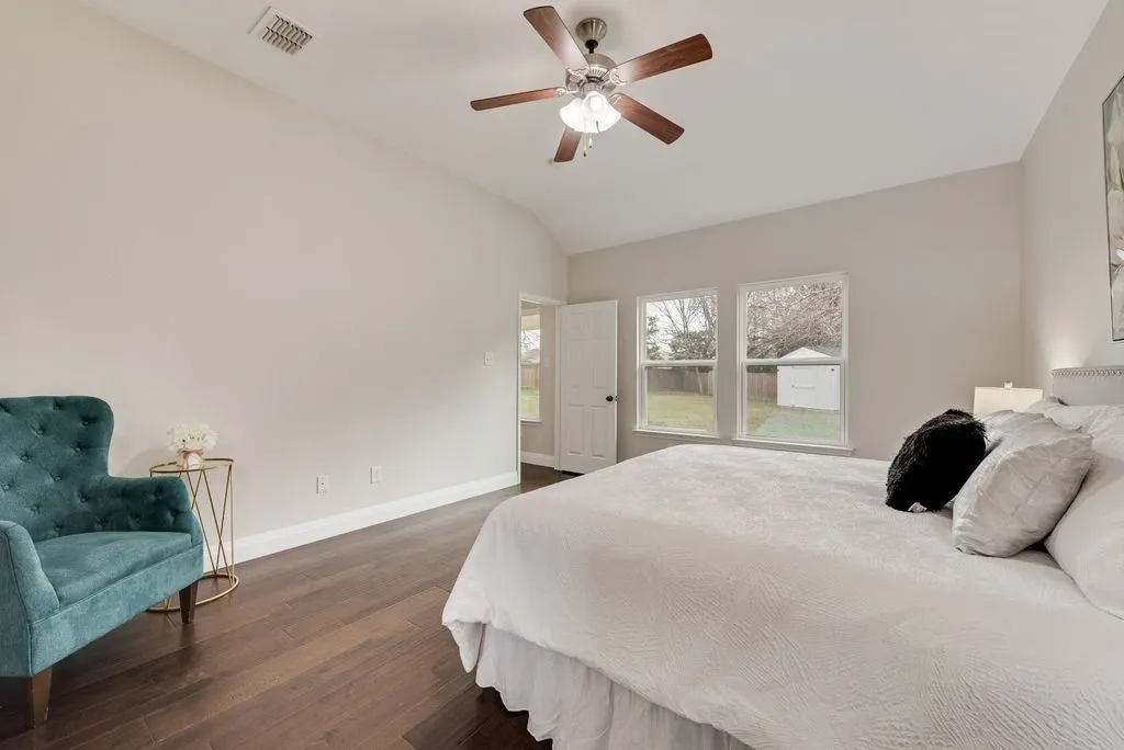 Single Family Residence For Sale in Collin County , 1505 Black Maple Drive, Anna, Texas 75409, 4 Bedrooms, 3 Bathrooms, 2 Garage spaces, 2,389 Sqft, built in 2005, Price $395,000, mls#21200424, Real Estate Agent in Anna, Homes For Sale in Collin county, Homes For Sale in Anna, Realtor in Anna Texas, Real Estate Brokerage Independent Realty Texas, Luminita Cordes Realtor