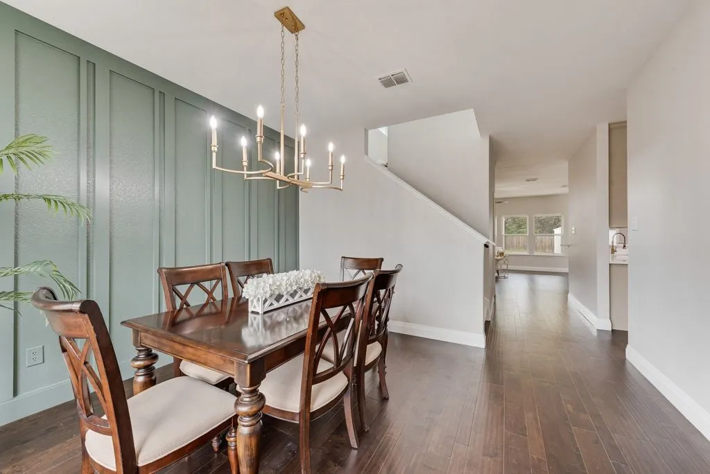 Single Family Residence For Sale in Collin County , 1505 Black Maple Drive, Anna, Texas 75409, 4 Bedrooms, 3 Bathrooms, 2 Garage spaces, 2,389 Sqft, built in 2005, Price $395,000, mls#21200424, Real Estate Agent in Anna, Homes For Sale in Collin county, Homes For Sale in Anna, Realtor in Anna Texas, Real Estate Brokerage Independent Realty Texas, Luminita Cordes Realtor