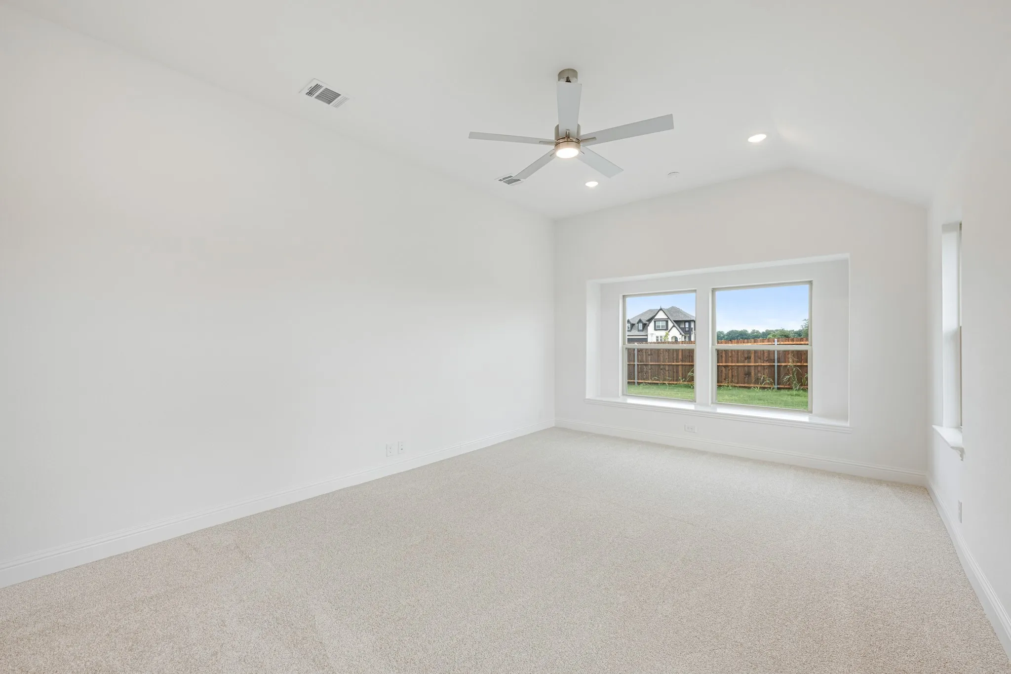 Single Family Residence For Sale in Ellis County , 249 Fireberry Drive, Glenn Heights, Texas 75154, 4 Bedroom, 4 Bathroom, 2 Garage spaces, 3,560 Sqft, built in 2026, New Construction - Incomplete, mls#21199357, Real Estate Agent in Glenn Heights, Homes For Sale in Ellis county, Homes For Sale in Glenn Heights, Realtor in Glenn Heights Texas, Real Estate Brokerage Independent Realty Texas, Luminita Cordes Realtor