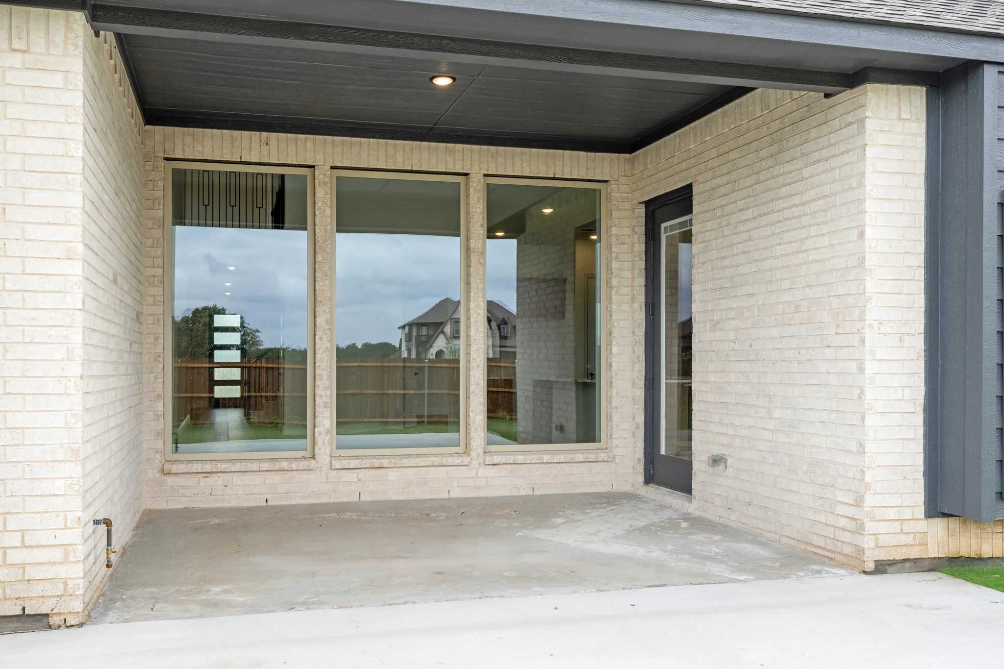 Single Family Residence For Sale in Ellis County , 249 Fireberry Drive, Glenn Heights, Texas 75154, 4 Bedroom, 4 Bathroom, 2 Garage spaces, 3,560 Sqft, built in 2026, New Construction - Incomplete, mls#21199357, Real Estate Agent in Glenn Heights, Homes For Sale in Ellis county, Homes For Sale in Glenn Heights, Realtor in Glenn Heights Texas, Real Estate Brokerage Independent Realty Texas, Luminita Cordes Realtor