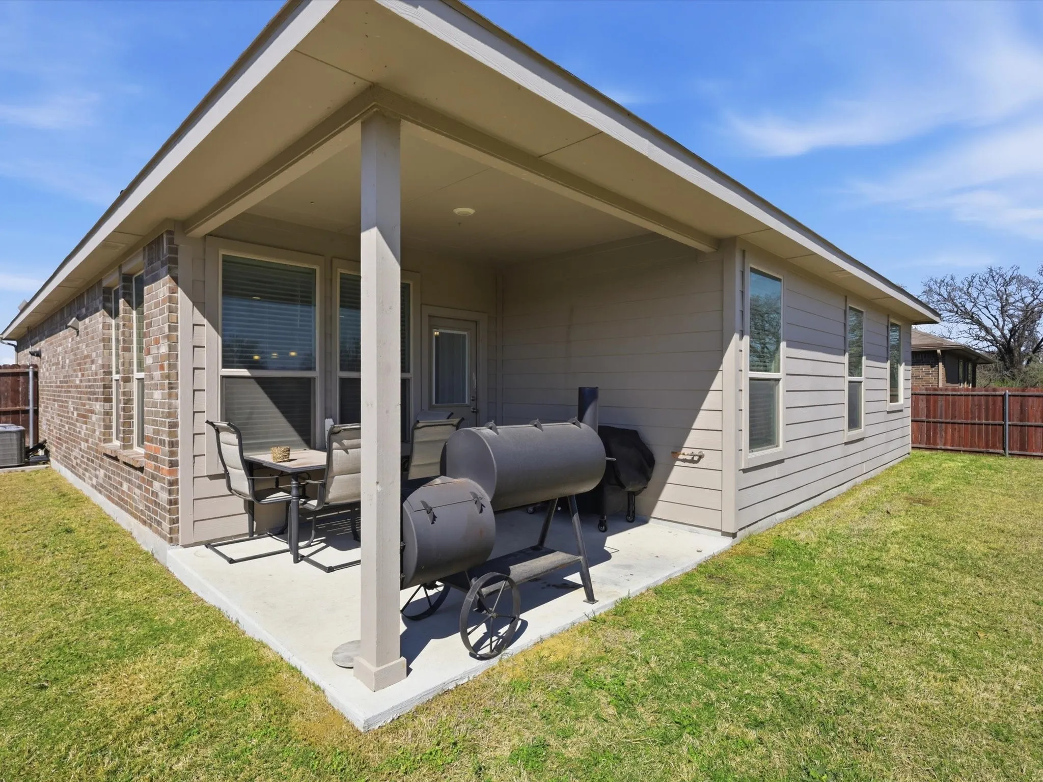 Single Family Residence For Sale in Tarrant County , 448 Regatta Lane, Azle, Texas 76020, 4 Bedroom, 2 Bathroom, 2 Garage spaces, 1,816 Sqft, built in 2020, Preowned, mls#21198942, Real Estate Agent in Azle, Homes For Sale in Tarrant county, Homes For Sale in Azle, Realtor in Azle Texas, Real Estate Brokerage Independent Realty Texas, Luminita Cordes Realtor