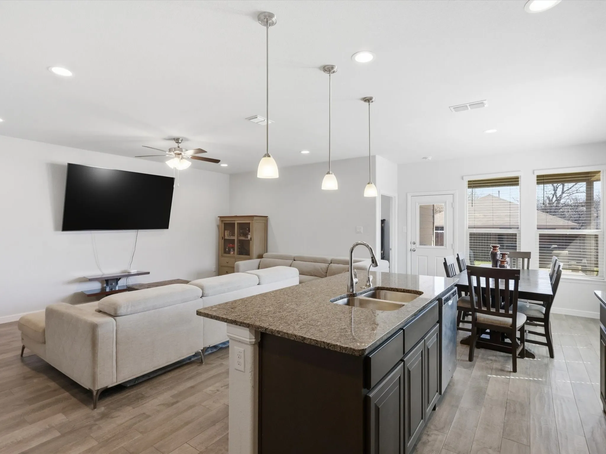 Single Family Residence For Sale in Tarrant County , 448 Regatta Lane, Azle, Texas 76020, 4 Bedroom, 2 Bathroom, 2 Garage spaces, 1,816 Sqft, built in 2020, Preowned, mls#21198942, Real Estate Agent in Azle, Homes For Sale in Tarrant county, Homes For Sale in Azle, Realtor in Azle Texas, Real Estate Brokerage Independent Realty Texas, Luminita Cordes Realtor