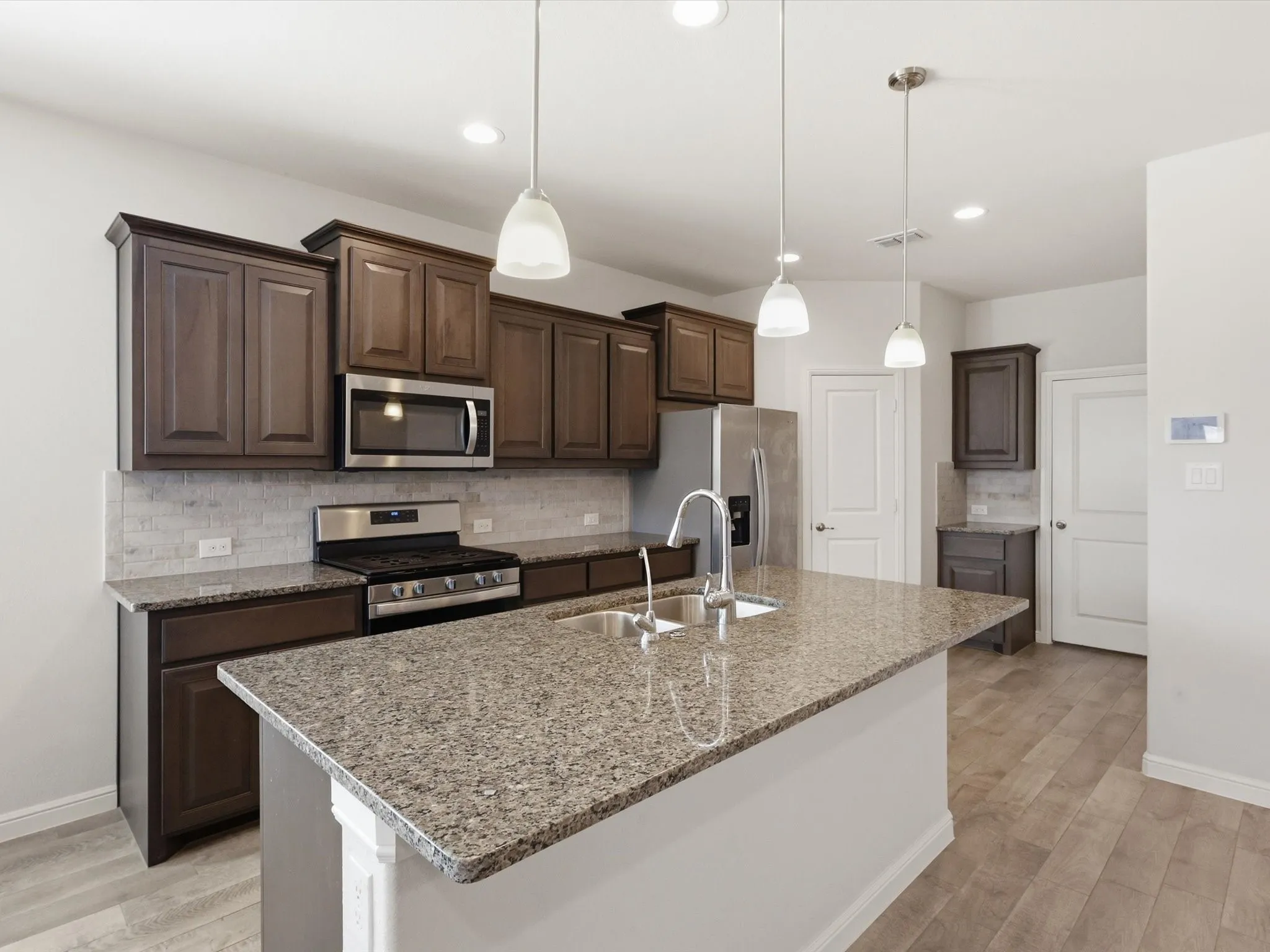 Single Family Residence For Sale in Tarrant County , 448 Regatta Lane, Azle, Texas 76020, 4 Bedroom, 2 Bathroom, 2 Garage spaces, 1,816 Sqft, built in 2020, Preowned, mls#21198942, Real Estate Agent in Azle, Homes For Sale in Tarrant county, Homes For Sale in Azle, Realtor in Azle Texas, Real Estate Brokerage Independent Realty Texas, Luminita Cordes Realtor
