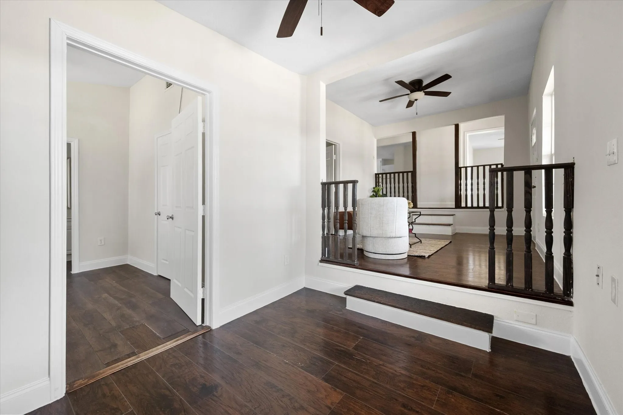 Single Family Residence For Sale in Parker County , 508 Lois Circle, Granbury, Texas 76049, 3 Bedrooms, 3 Bathrooms, Garage spaces, 1,292 Sqft, built in 1988, Preowned, Price $169,400, mls#21193376, Real Estate Agent in Granbury, Homes For Sale in Parker county, Homes For Sale in Granbury, Realtor in Granbury Texas, Real Estate Brokerage Independent Realty Texas, Luminita Cordes Realtor