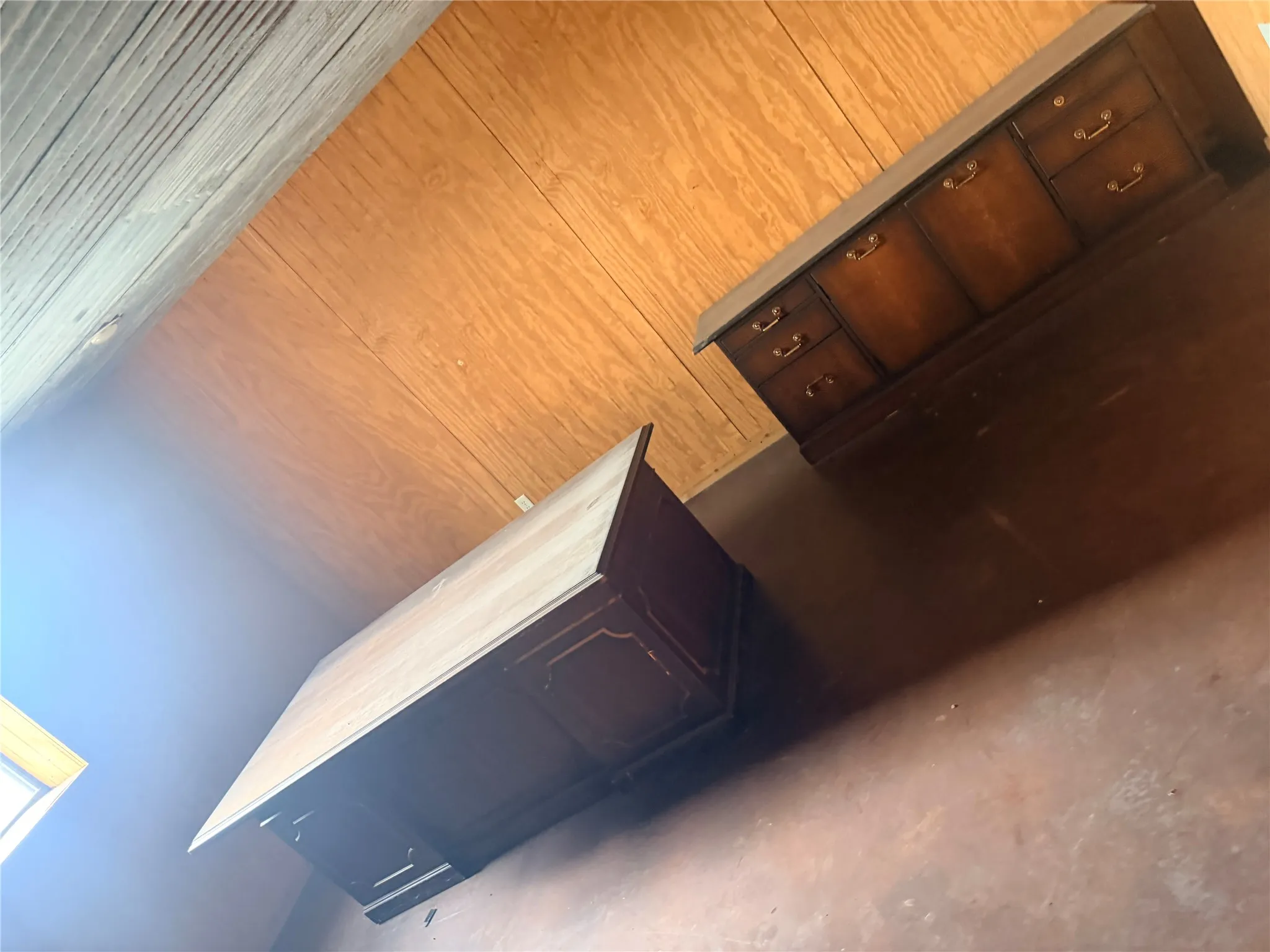 Industrial For Sale in Palo Pinto County , 411 Lee, Mineral Wells, Texas 76066, 0, 0, Garage spaces, 0 Sqft, built in 2010, Preowned, mls#21198332, Real Estate Agent in Mineral Wells, Homes For Sale in Palo Pinto county, Homes For Sale in Mineral Wells, Realtor in Mineral Wells Texas, Real Estate Brokerage Independent Realty Texas, Luminita Cordes Realtor