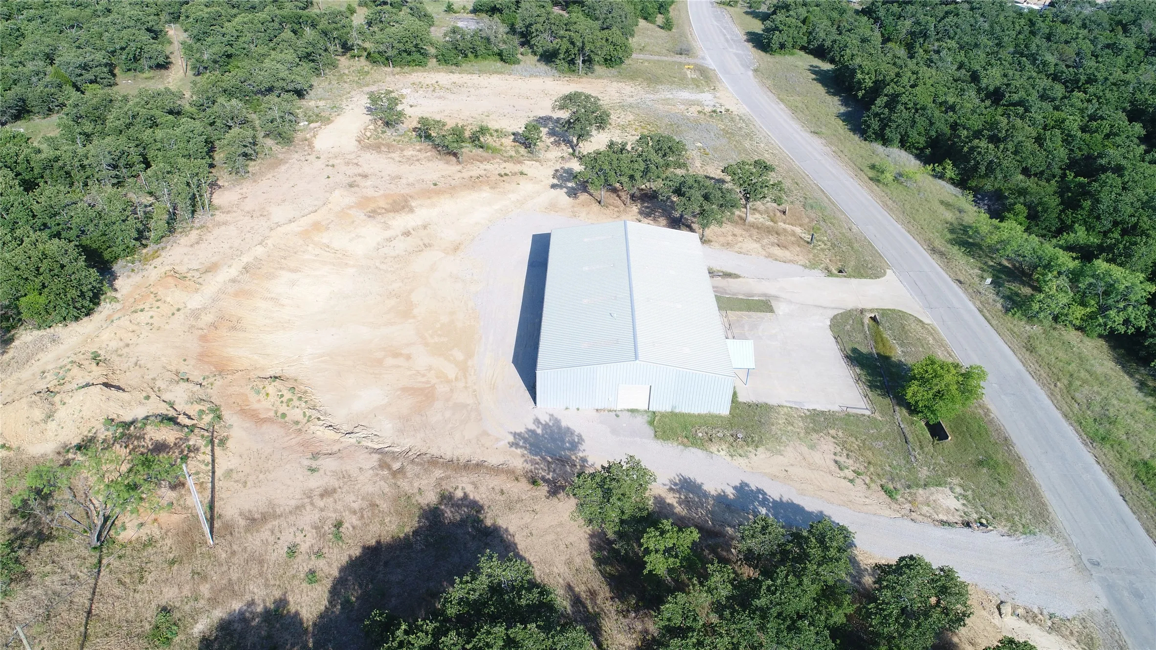 Industrial For Sale in Palo Pinto County , 411 Lee, Mineral Wells, Texas 76066, 0, 0, Garage spaces, 0 Sqft, built in 2010, Preowned, mls#21198332, Real Estate Agent in Mineral Wells, Homes For Sale in Palo Pinto county, Homes For Sale in Mineral Wells, Realtor in Mineral Wells Texas, Real Estate Brokerage Independent Realty Texas, Luminita Cordes Realtor